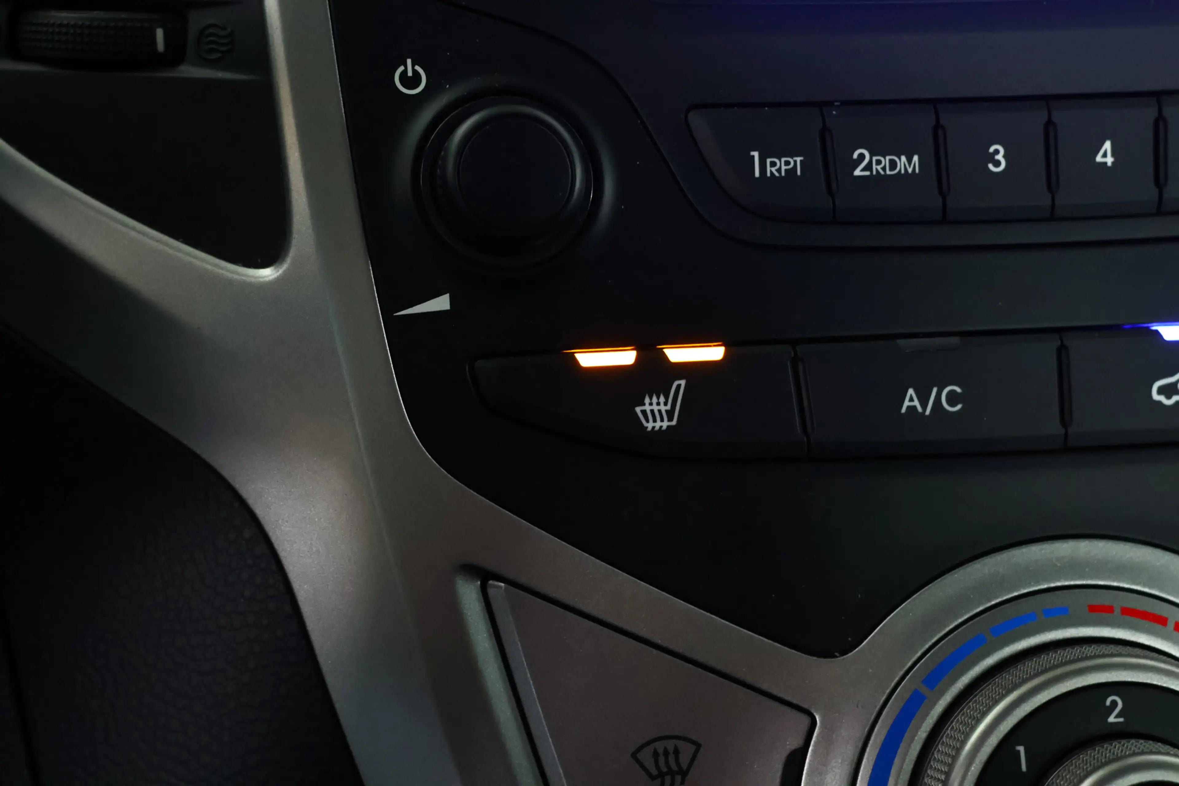 Hyundai iX20 1.6i Go! Airco / Bluetooth / PDC / Stuurverwarming — photo 27