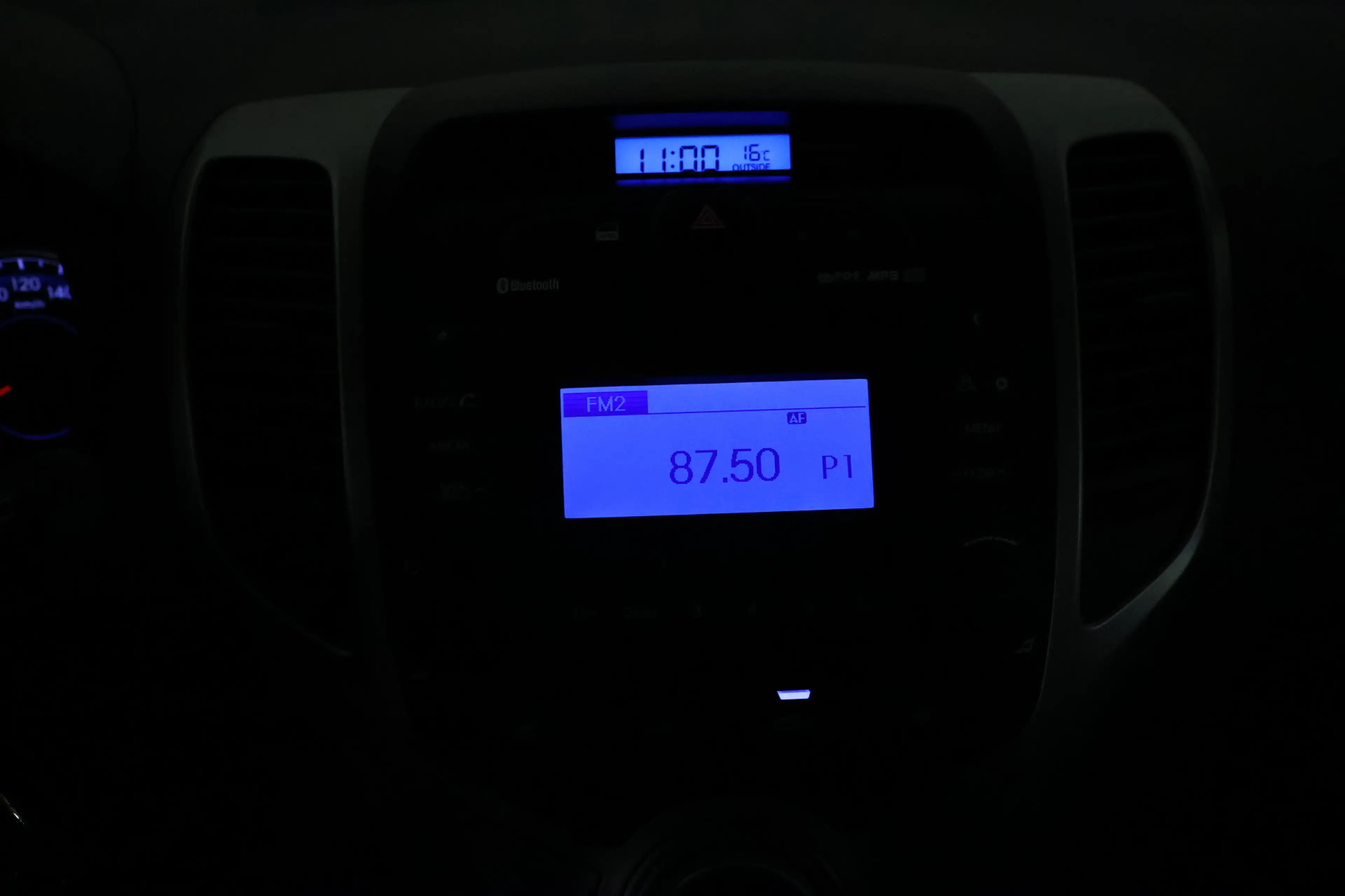 Hyundai iX20 1.6i Go! Airco / Bluetooth / PDC / Stuurverwarming — photo 25