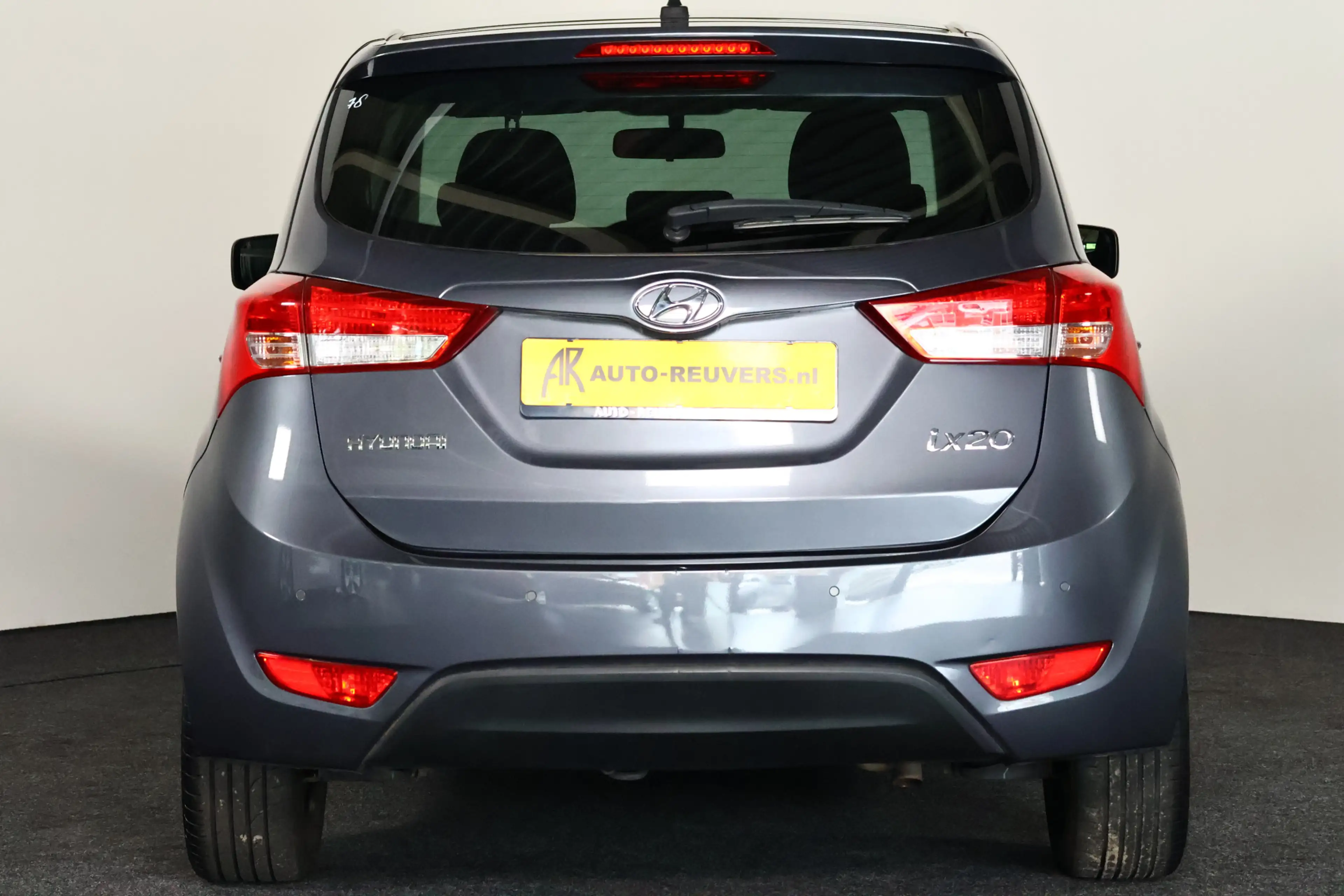 Hyundai iX20 1.6i Go! Airco / Bluetooth / PDC / Stuurverwarming — photo 9