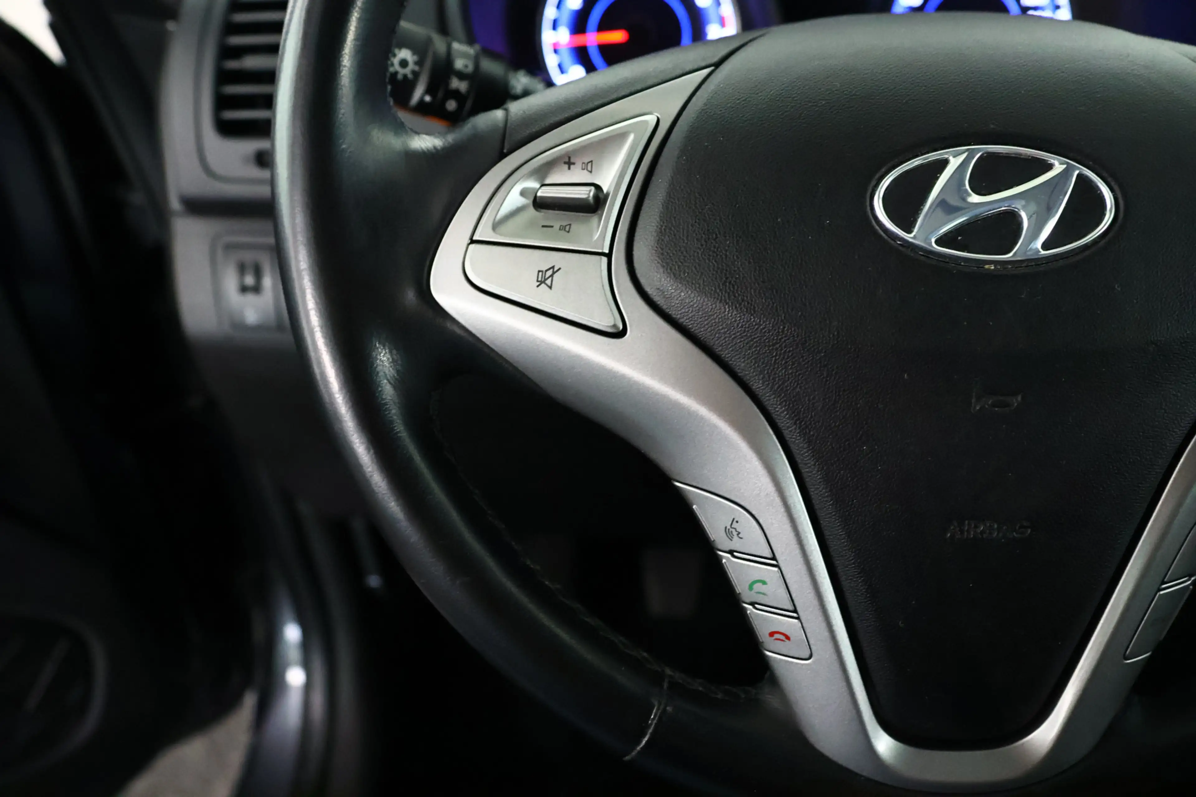 Hyundai iX20 1.6i Go! Airco / Bluetooth / PDC / Stuurverwarming — photo 20
