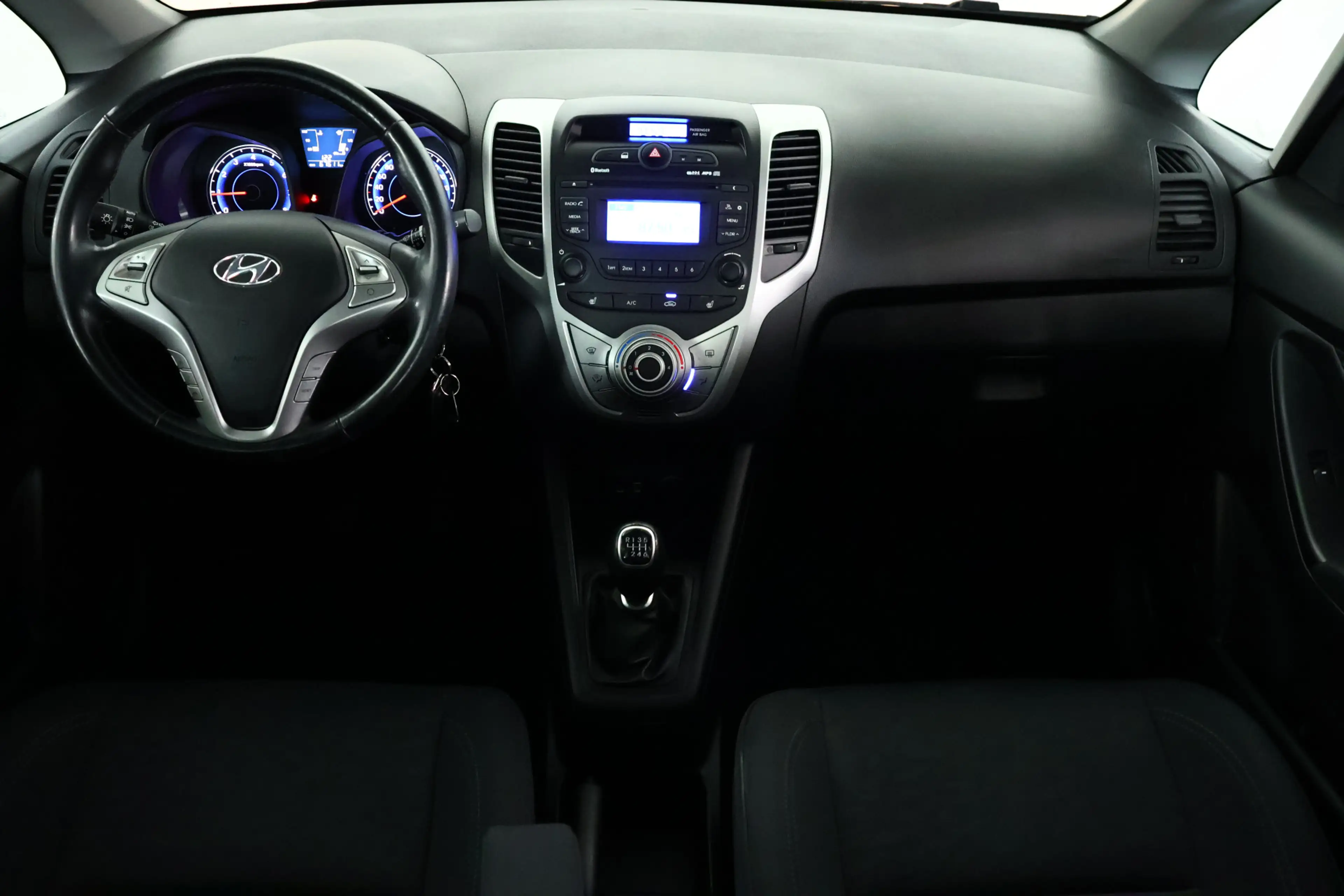 Hyundai iX20 1.6i Go! Airco / Bluetooth / PDC / Stuurverwarming — photo 16
