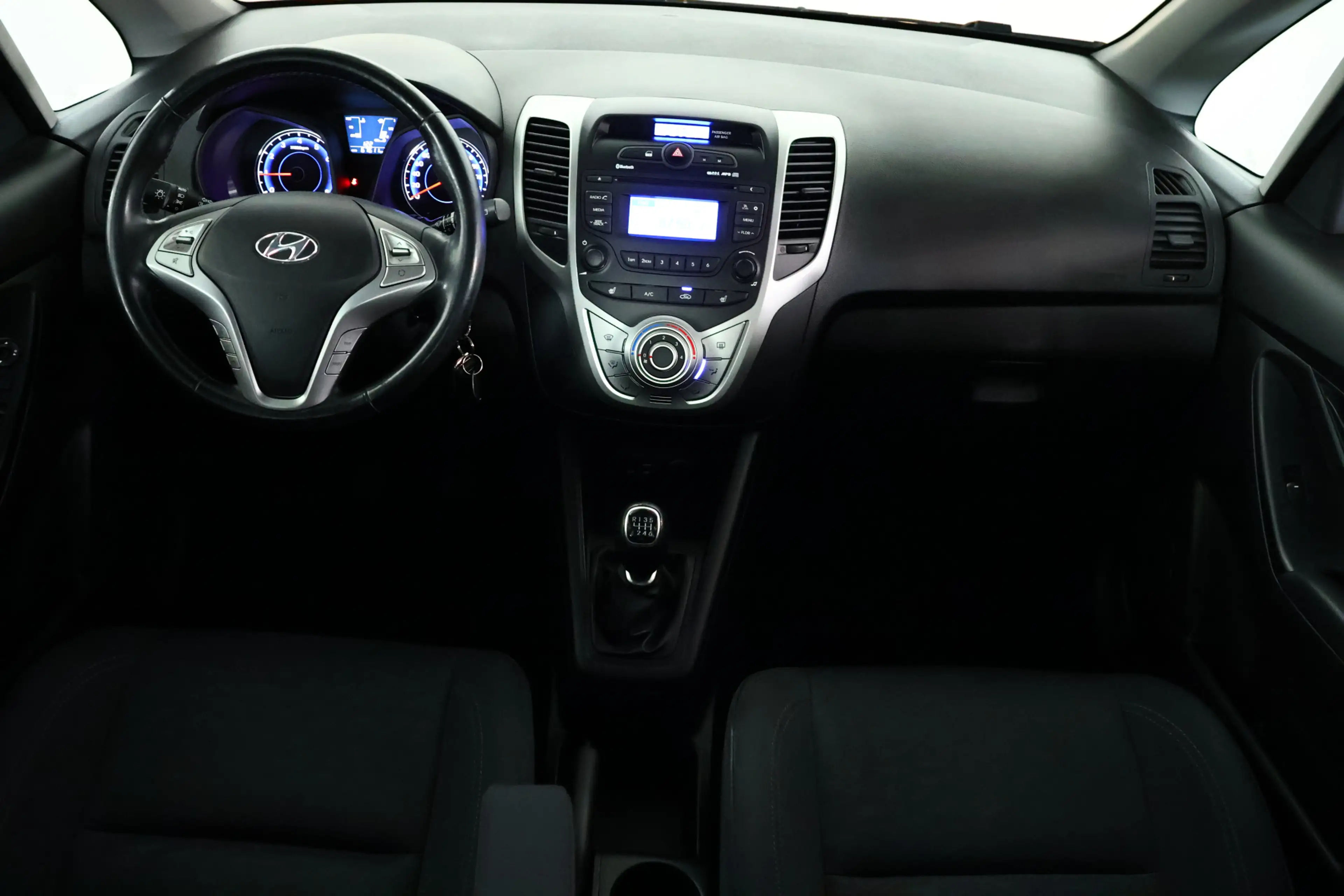 Hyundai iX20 1.6i Go! Airco / Bluetooth / PDC / Stuurverwarming — photo 15