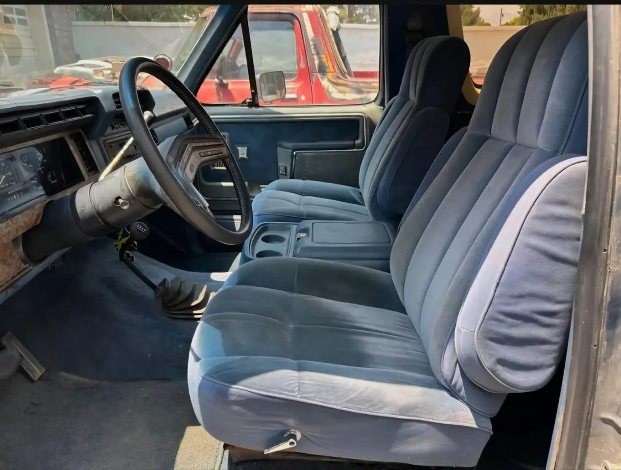 Ford Bronco XLT, foto 11