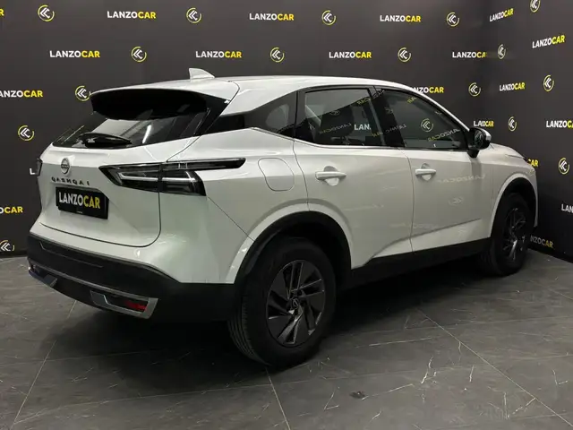 Nissan Qashqai view 4