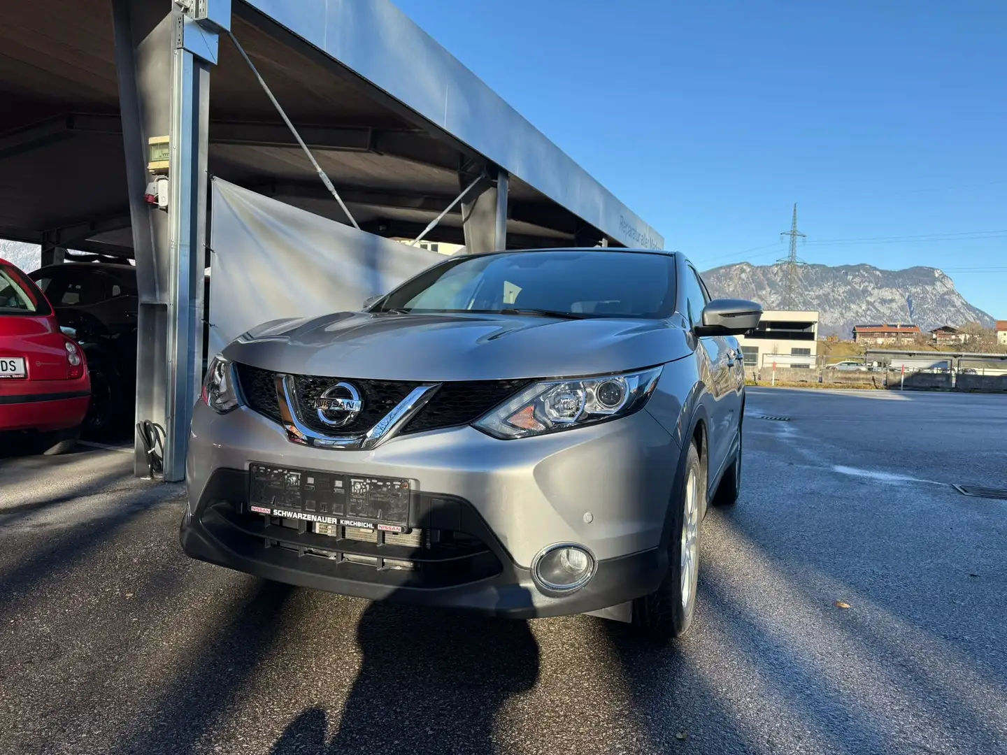 Nissan Qashqai N-Vision Automatic Grau - 1