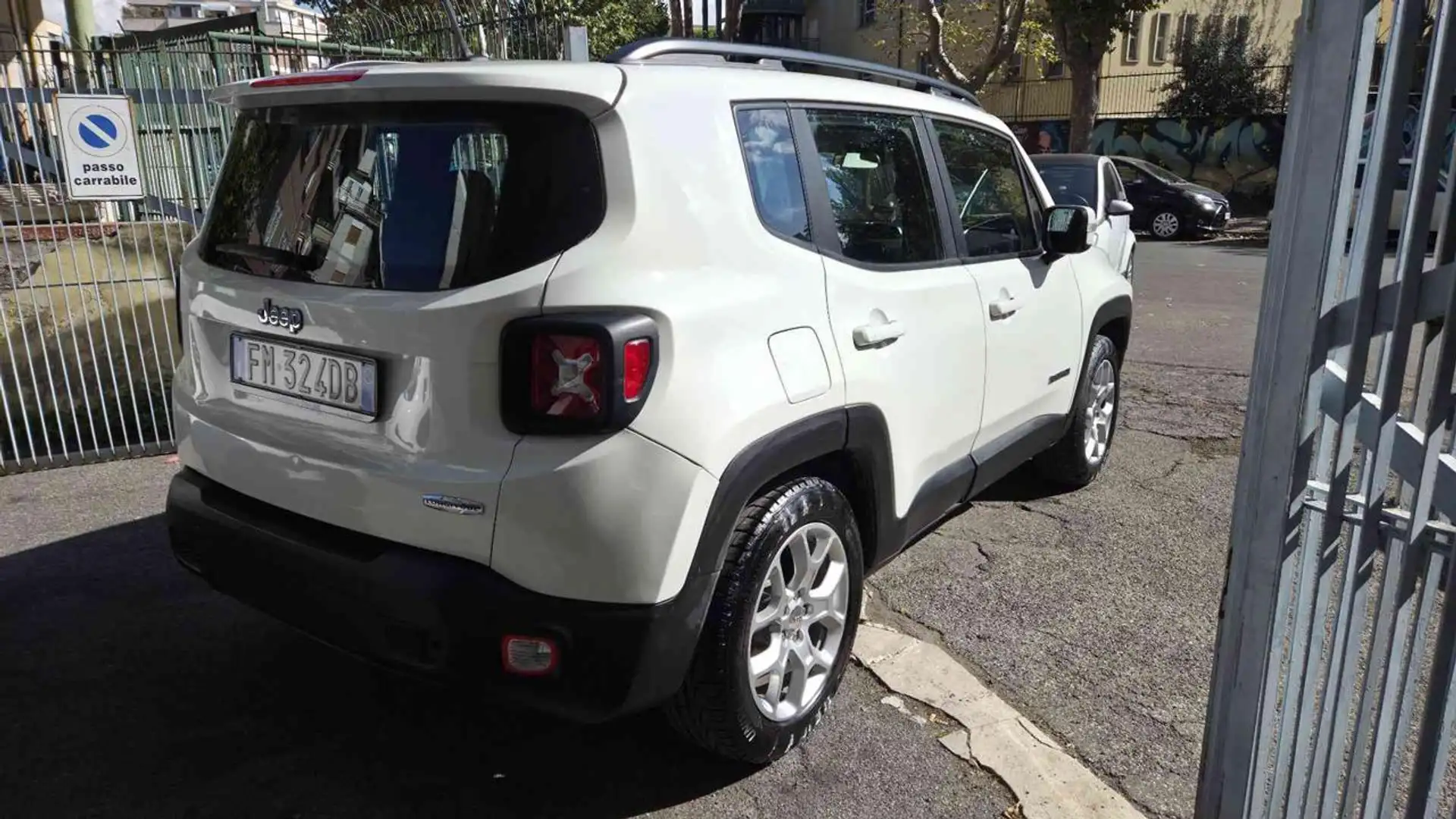 Jeep Renegade 1.4 T-Jet 120 CV GPL Longitude Blanc - 1
