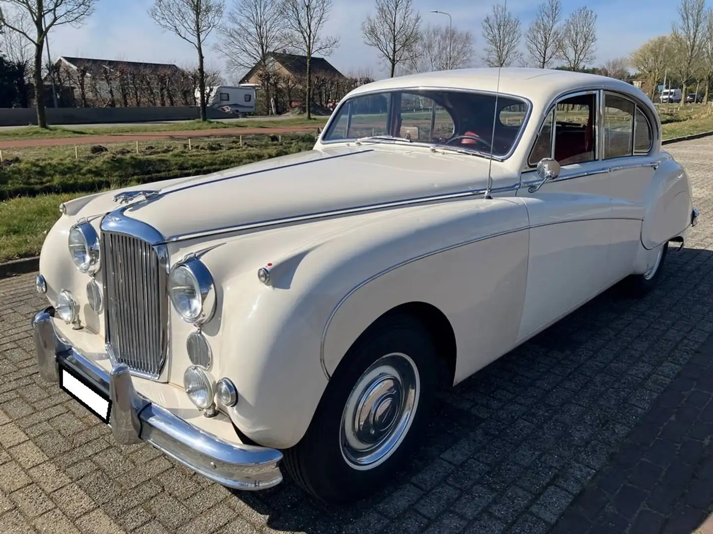 Jaguar Mk IX Alb - 2