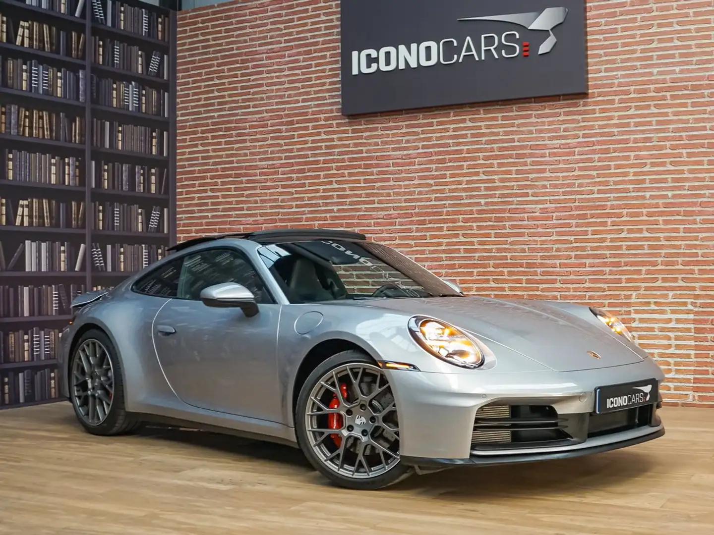 Porsche 911 Carrera Plateado - 2