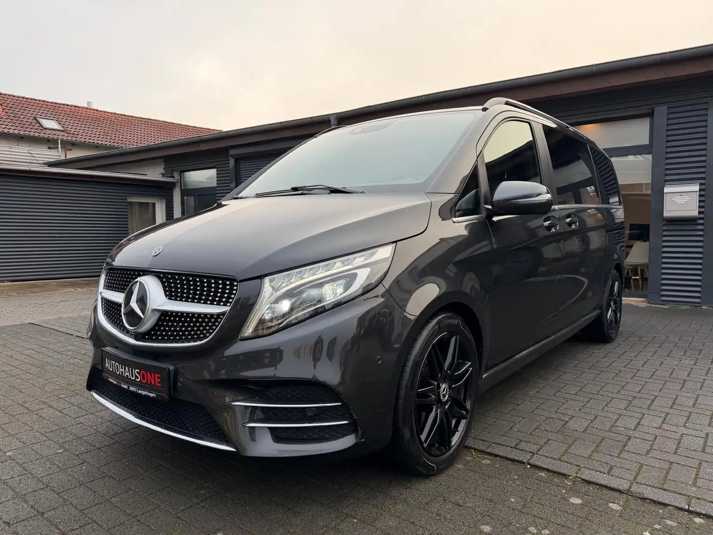 Mercedes-Benz V 300 d AMG STANDHZG/360°KAMERA/MEMORY/DISTRONIC Gris - 1