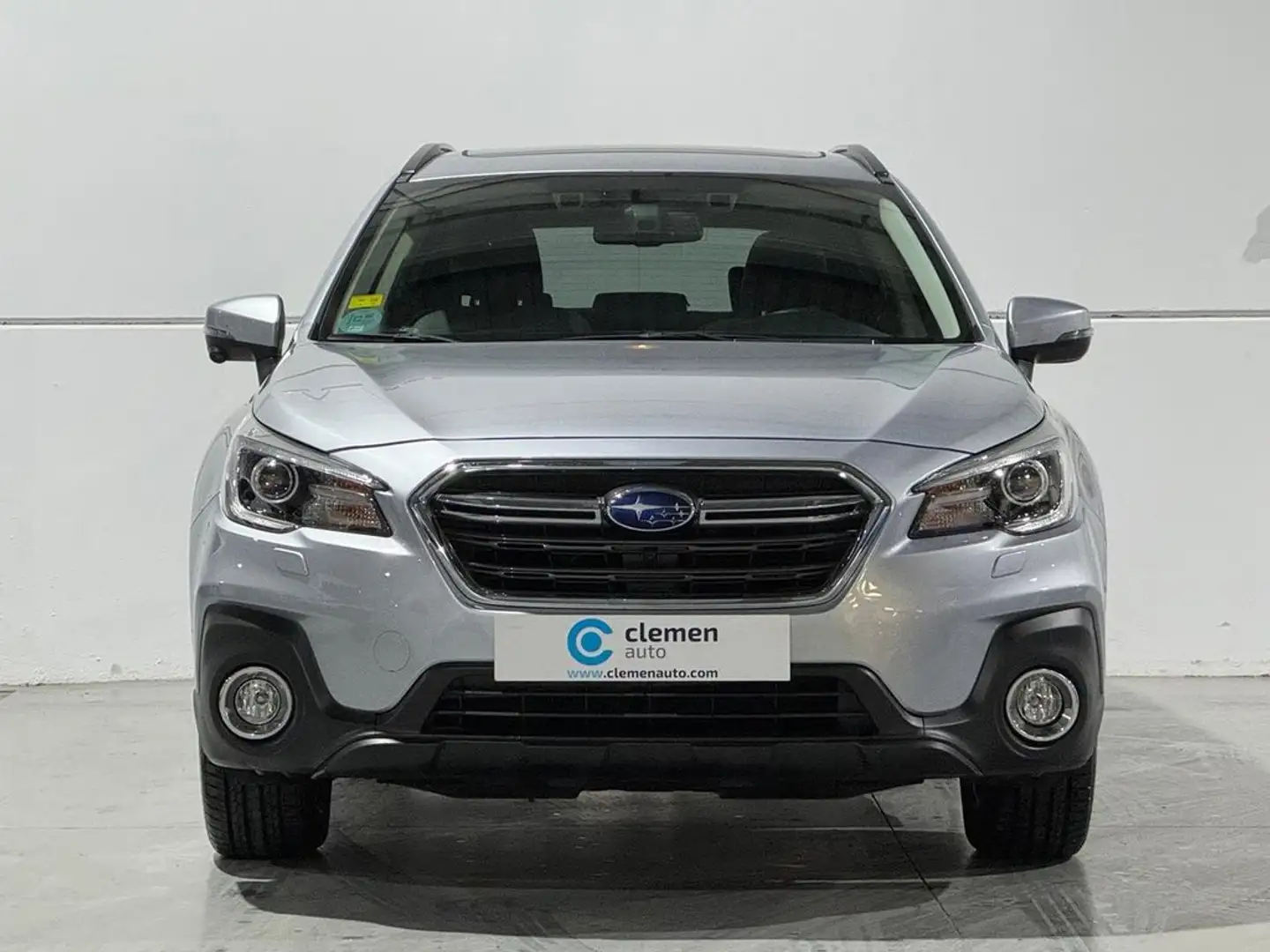 Subaru OUTBACK 2.5i Executive Plus S Black Edition CVT Grijs - 2