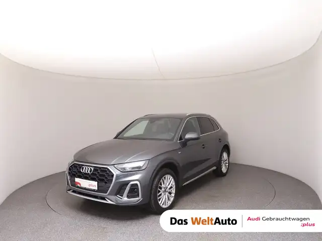 Audi Q5 main image