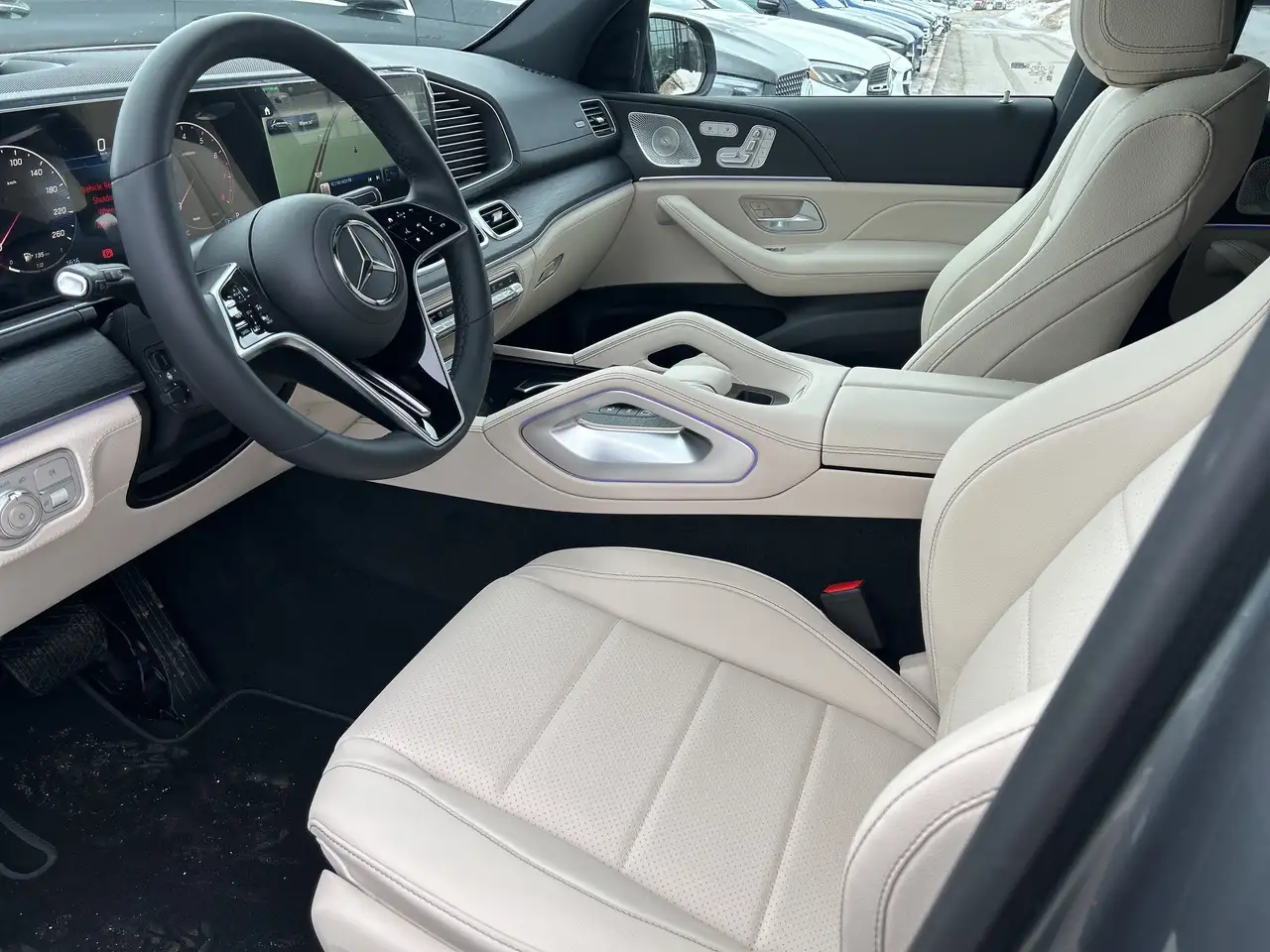 Mercedes-Benz GLE снимка Mercedes-Benz GLE