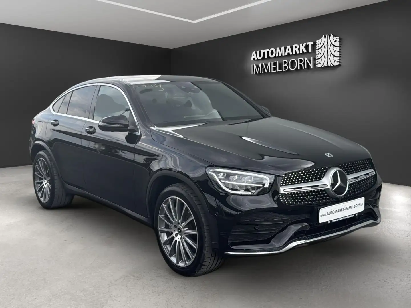 Mercedes-Benz GLC 300 e AMG Coupe 20*belüSit*Virtual*360*Luftf Schwarz - 1