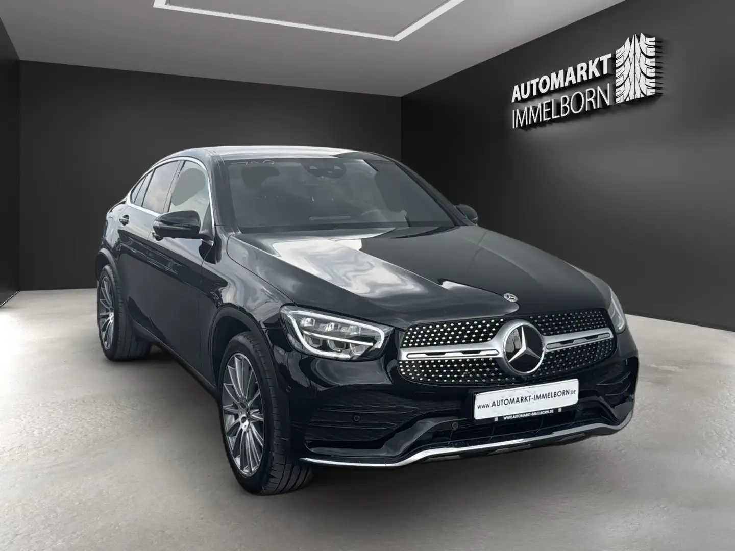 Mercedes-Benz GLC 300 e AMG Coupe 20*belüSit*Virtual*360*Luftf Schwarz - 2
