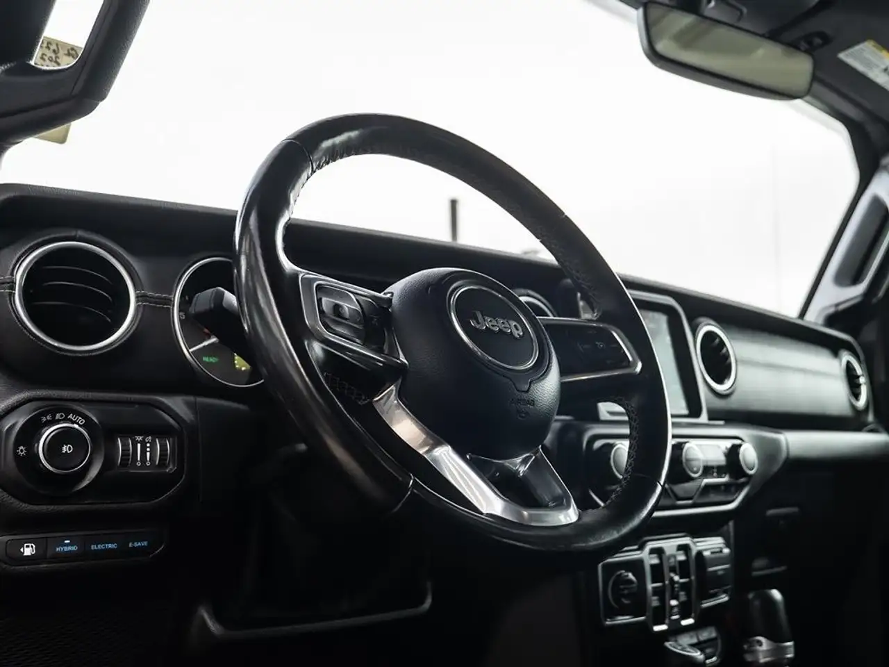 Jeep Wrangler снимка Jeep Wrangler