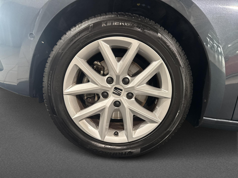 SEAT Leon Sportstourer 1.5 TSI 130pk Style Business Intense — photo 11