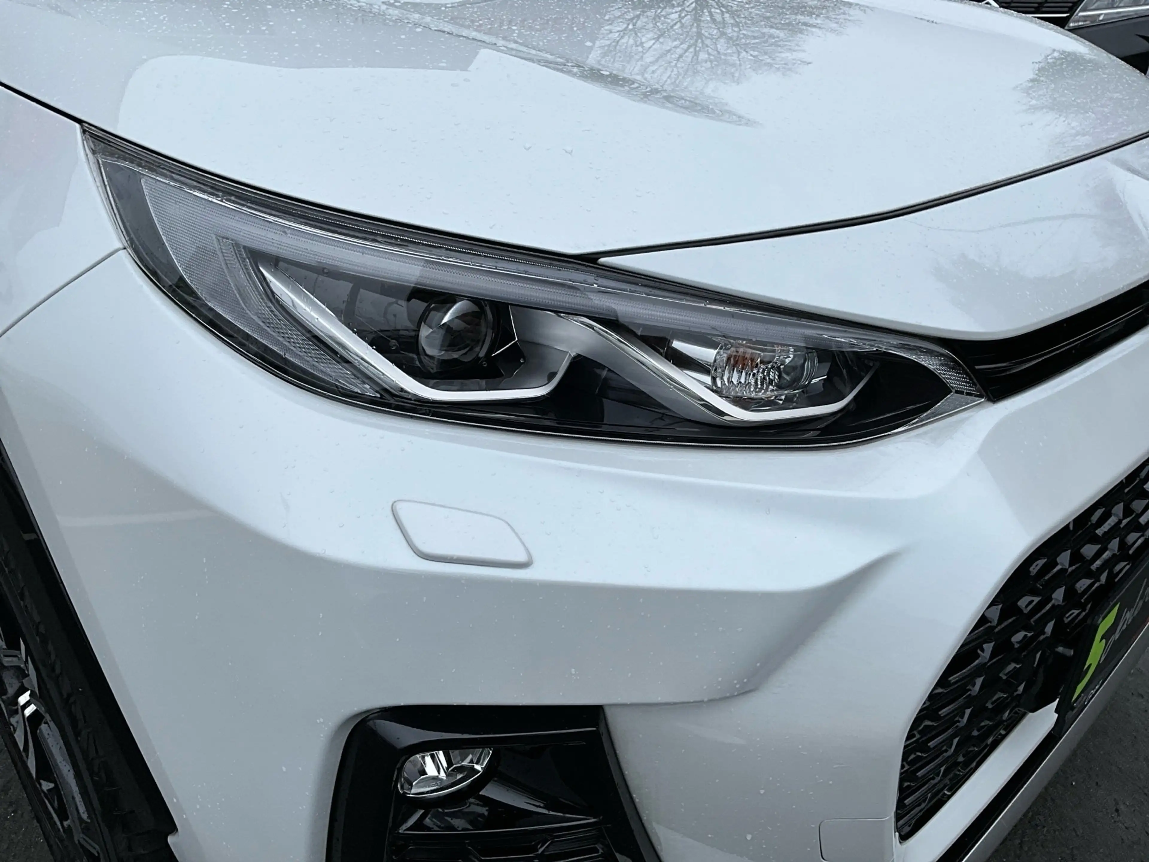 Suzuki Across AWD PHEV Automatik — photo 9