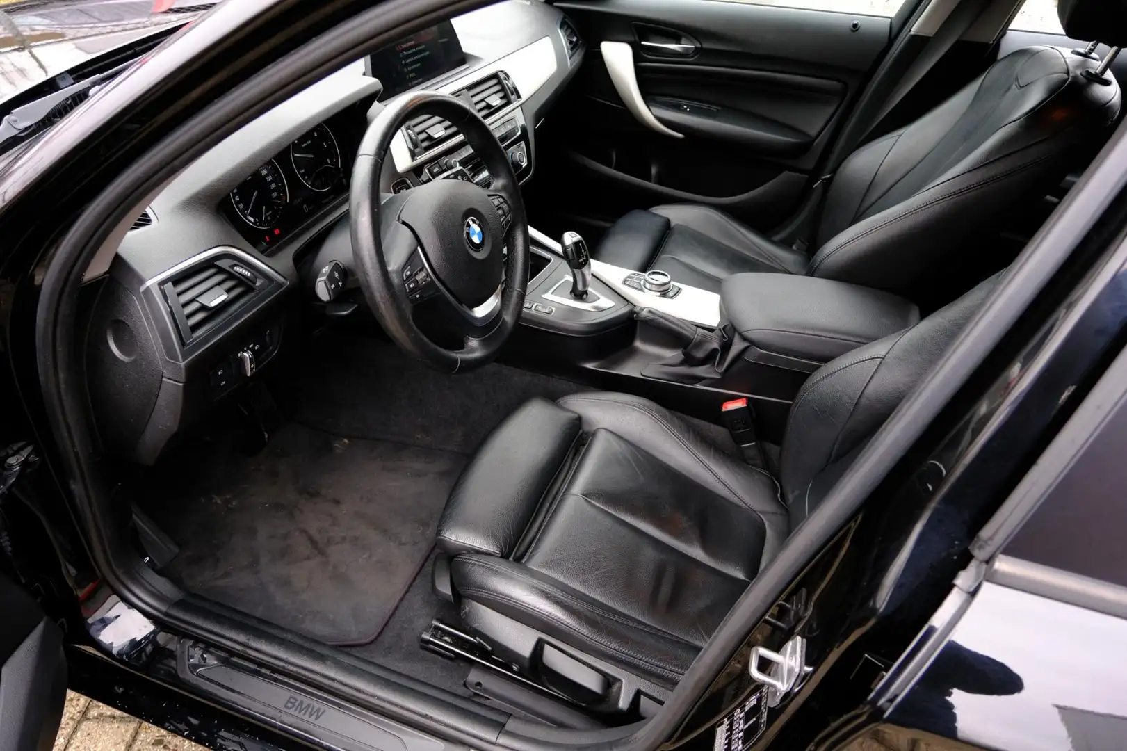 BMW 116 1-serie 116d Corporate Executive Aut. Leder|Sports Negru - 2