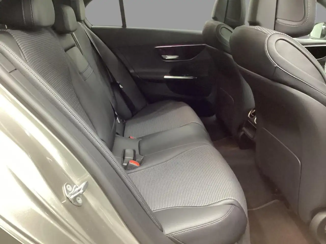 Mercedes-Benz C 200 PANO/LED/RFK/CARP. 10