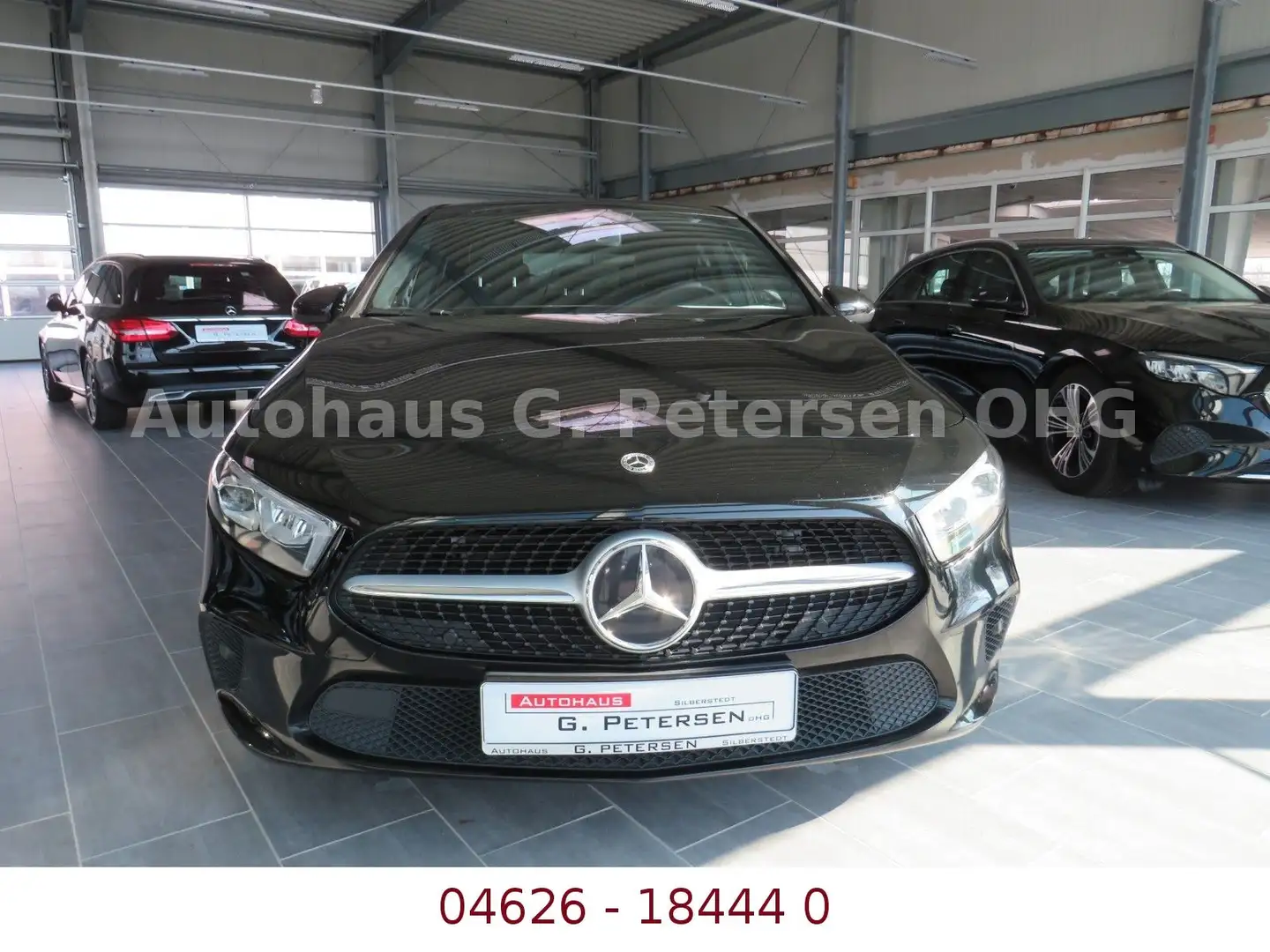 Mercedes-Benz A 200 d*LED*AHK*Kamera*Spur*Navi Schwarz - 2