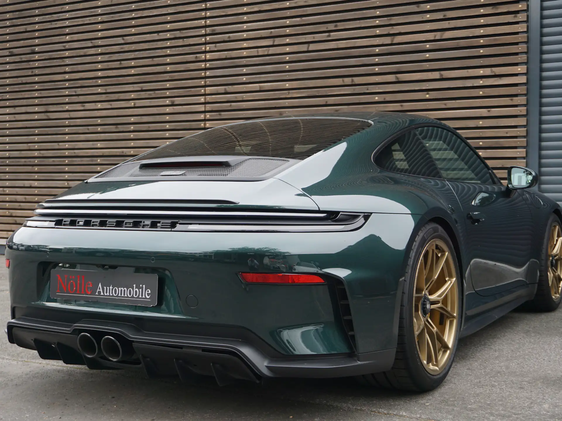포르쉐 911 GT3 Touring 2025 네이비 사진 7