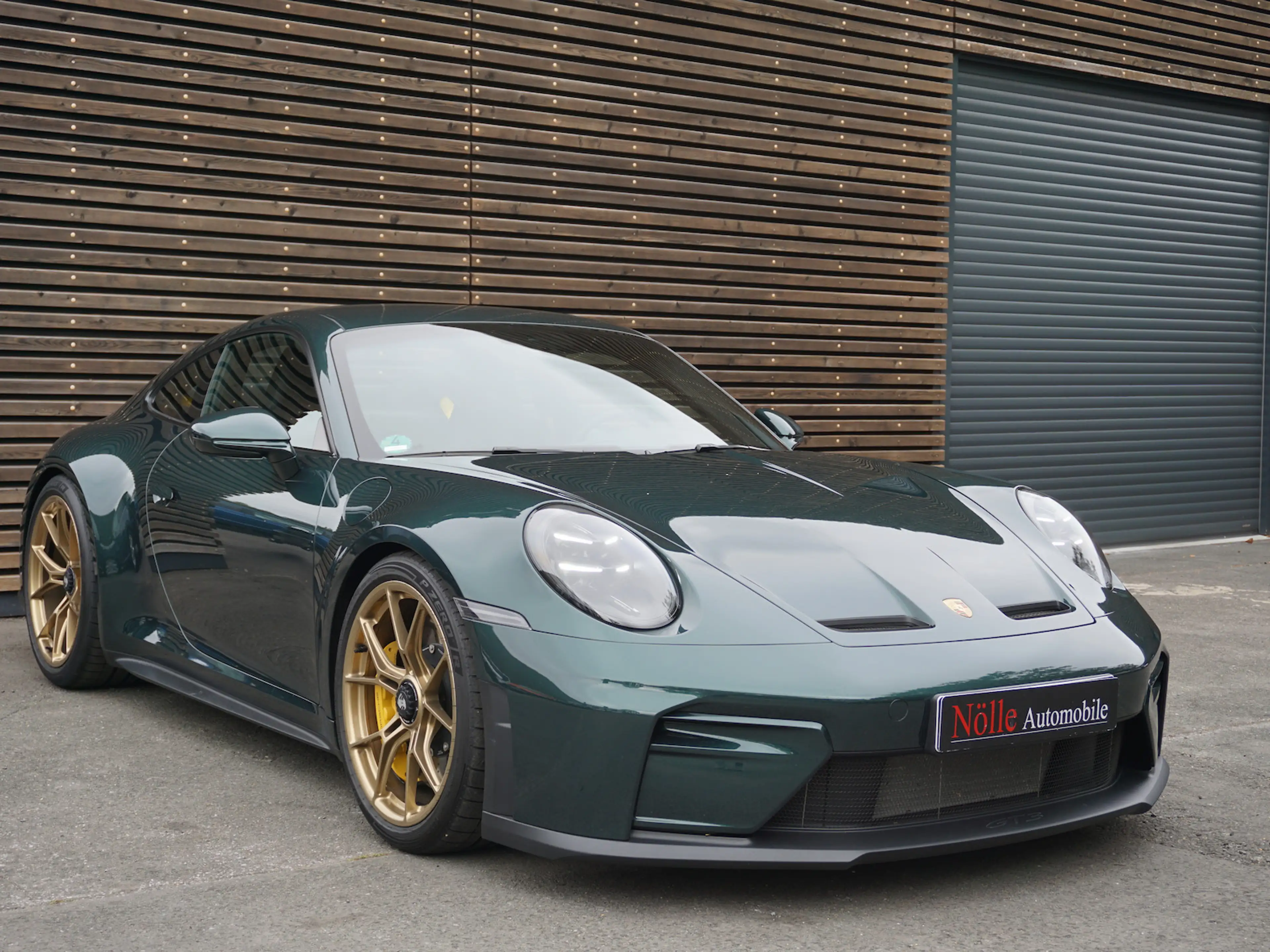 Porsche 911 .2 GT3 Touring Lift PCCB PTS 6-Gang 4-Sitz — photo 3