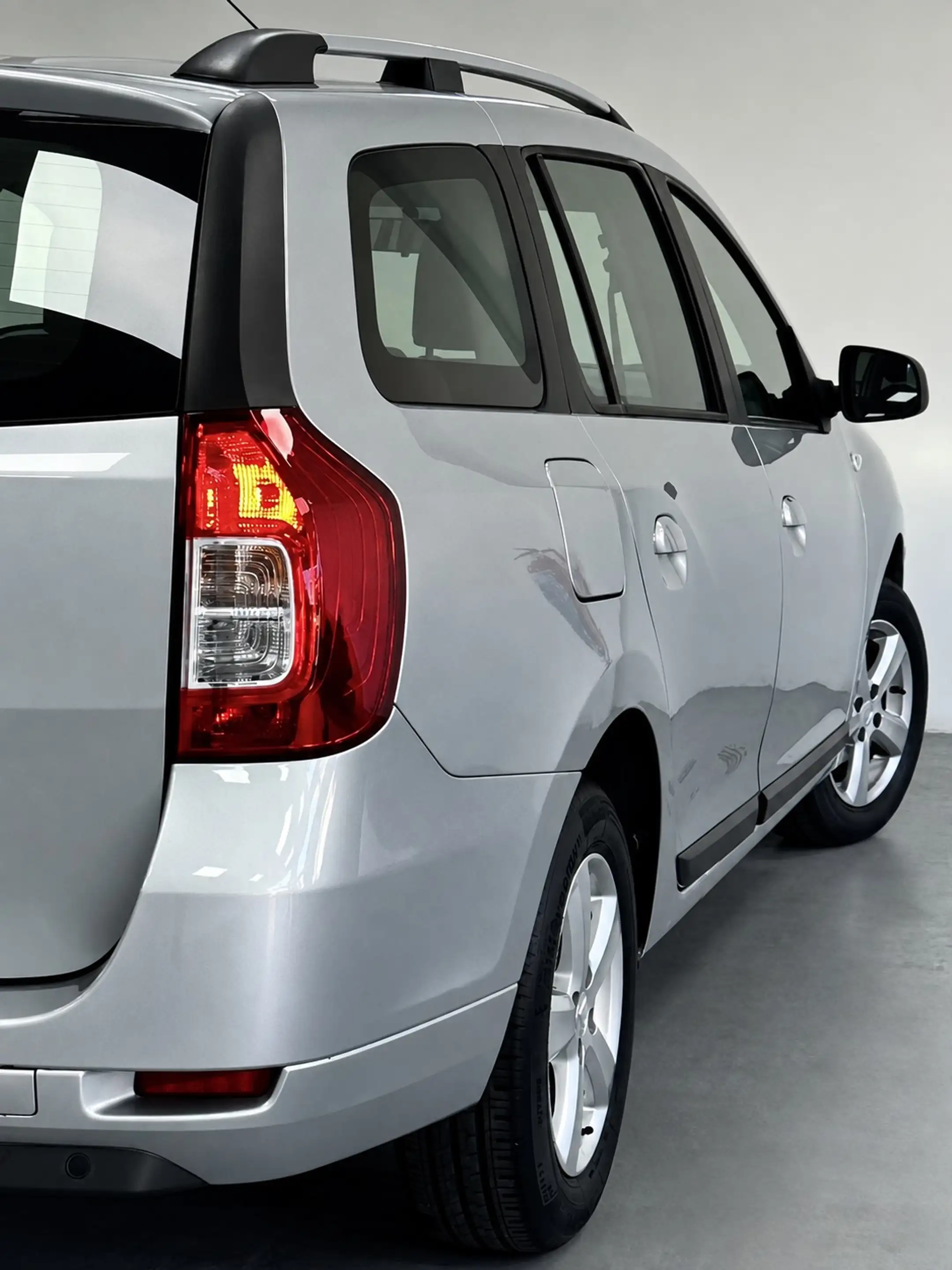 Dacia Logan MCV 0.9 TCe Comfort (EU6.2) - GARANTIE 12 MOIS - AIRCO - GPS - CAMERA - LED - AUTOMATIQUE - 26.000KM - — photo 14