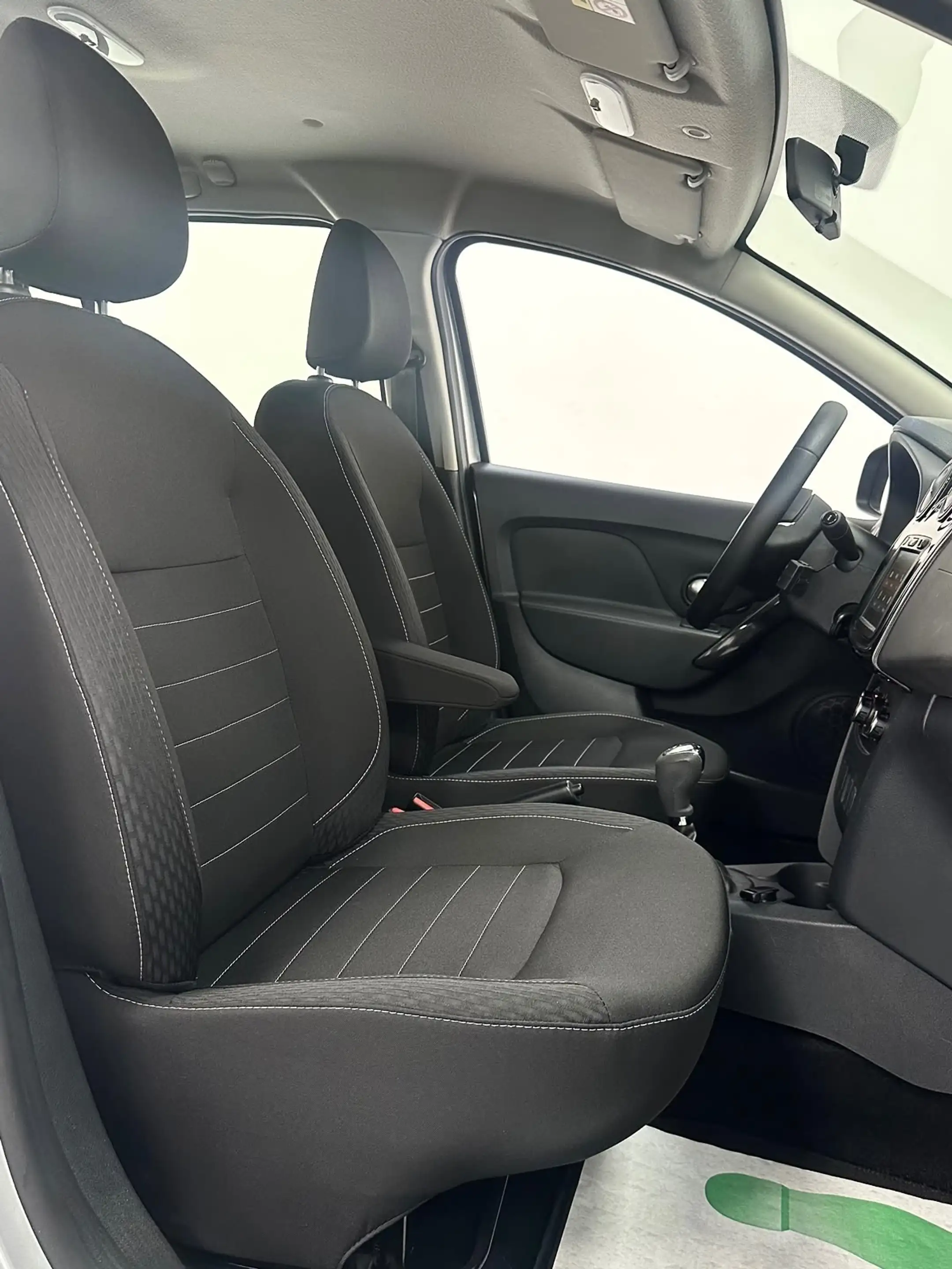 Dacia Logan MCV 0.9 TCe Comfort (EU6.2) - GARANTIE 12 MOIS - AIRCO - GPS - CAMERA - LED - AUTOMATIQUE - 26.000KM - — photo 8