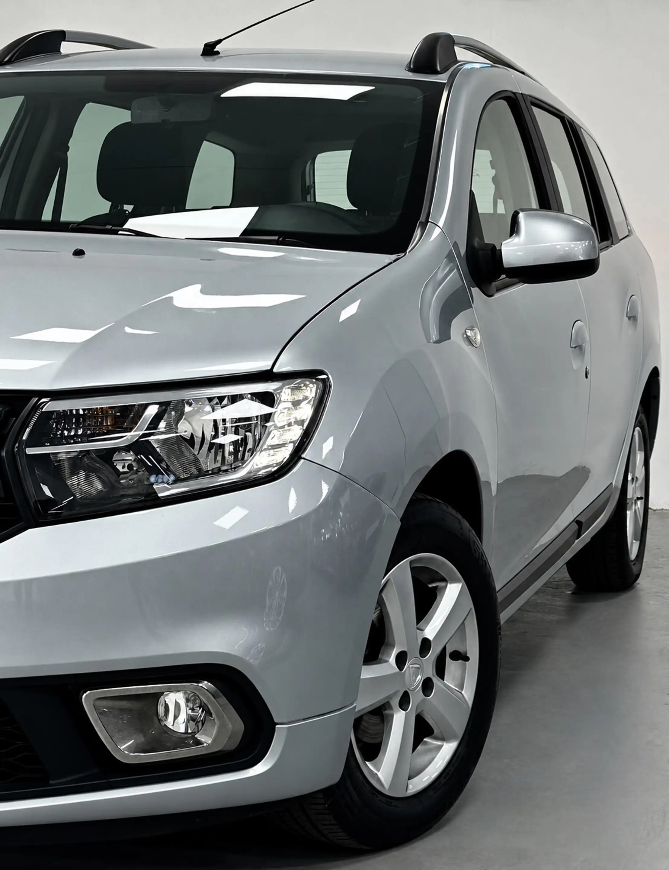 Dacia Logan MCV 0.9 TCe Comfort (EU6.2) - GARANTIE 12 MOIS - AIRCO - GPS - CAMERA - LED - AUTOMATIQUE - 26.000KM - — photo 15
