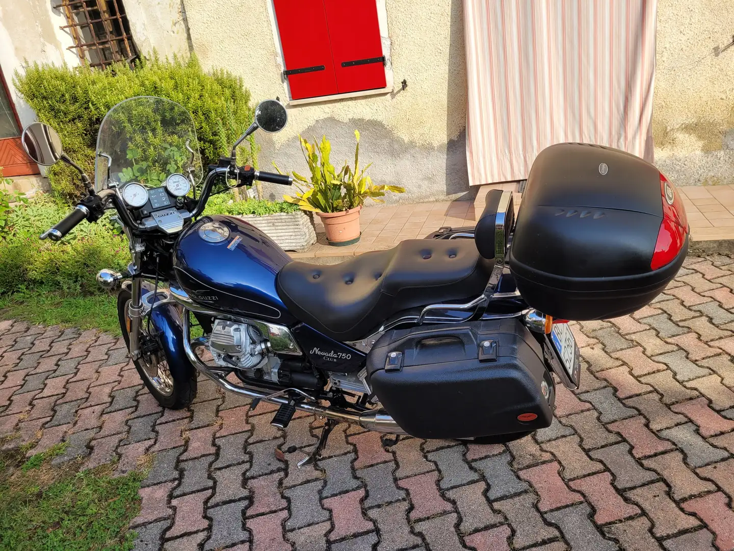 Moto Guzzi Nevada 750cc a carburatori Albastru - 1