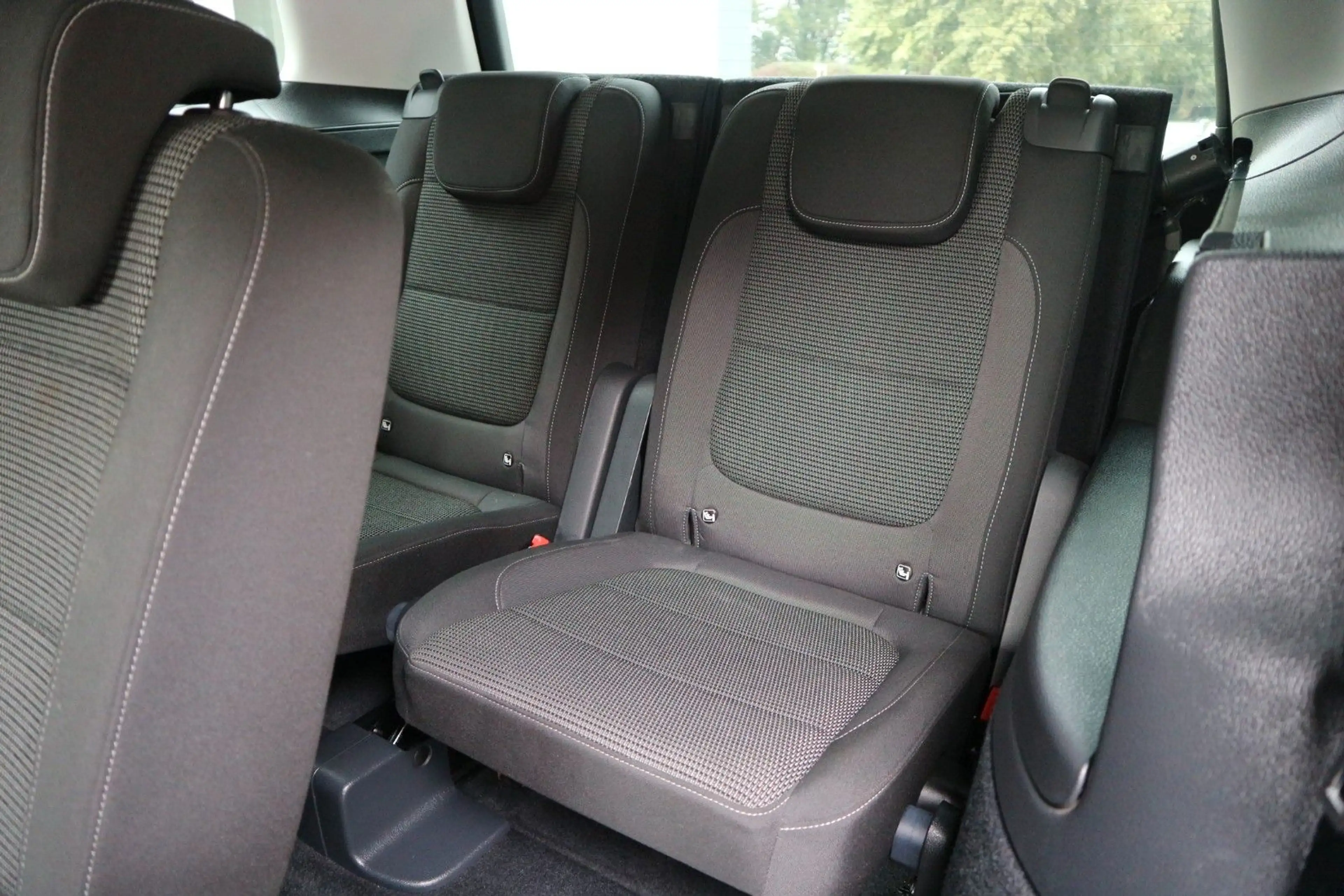 Volkswagen Sharan Comfortline *2.HD|7-SITZE|NAVI|KLIMA|PDC* — photo 12