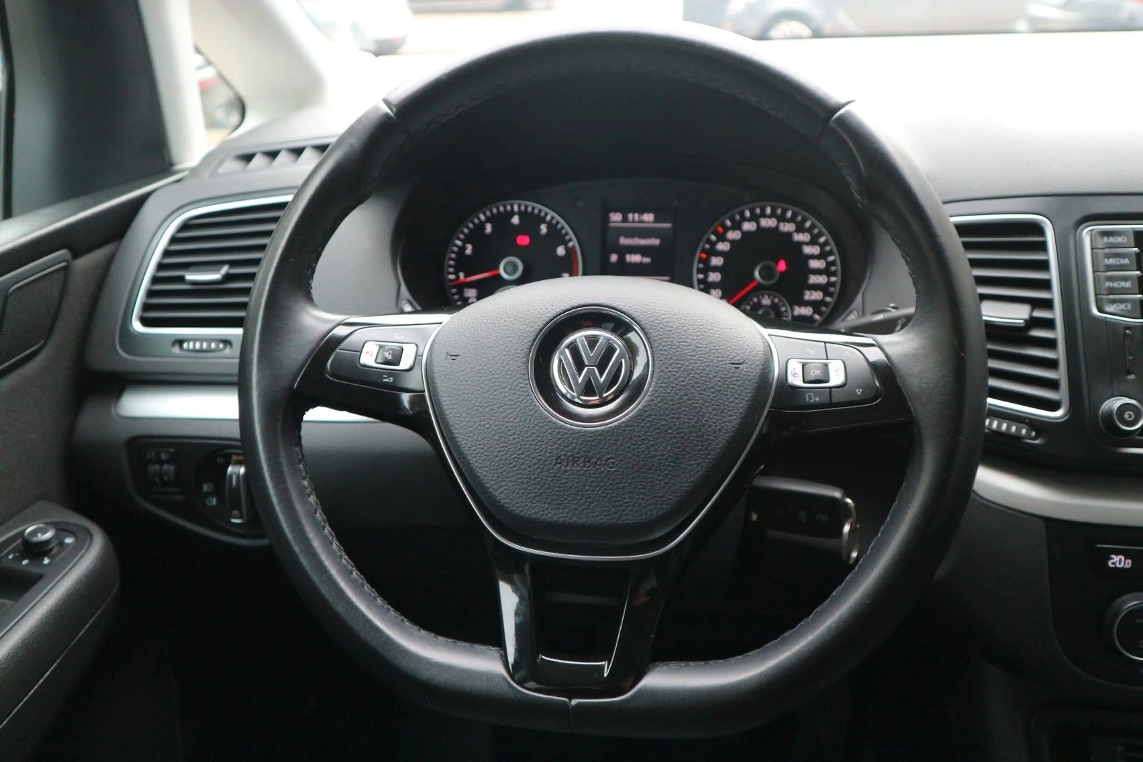 Volkswagen Sharan Comfortline *2.HD|7-SITZE|NAVI|KLIMA|PDC* — photo 15
