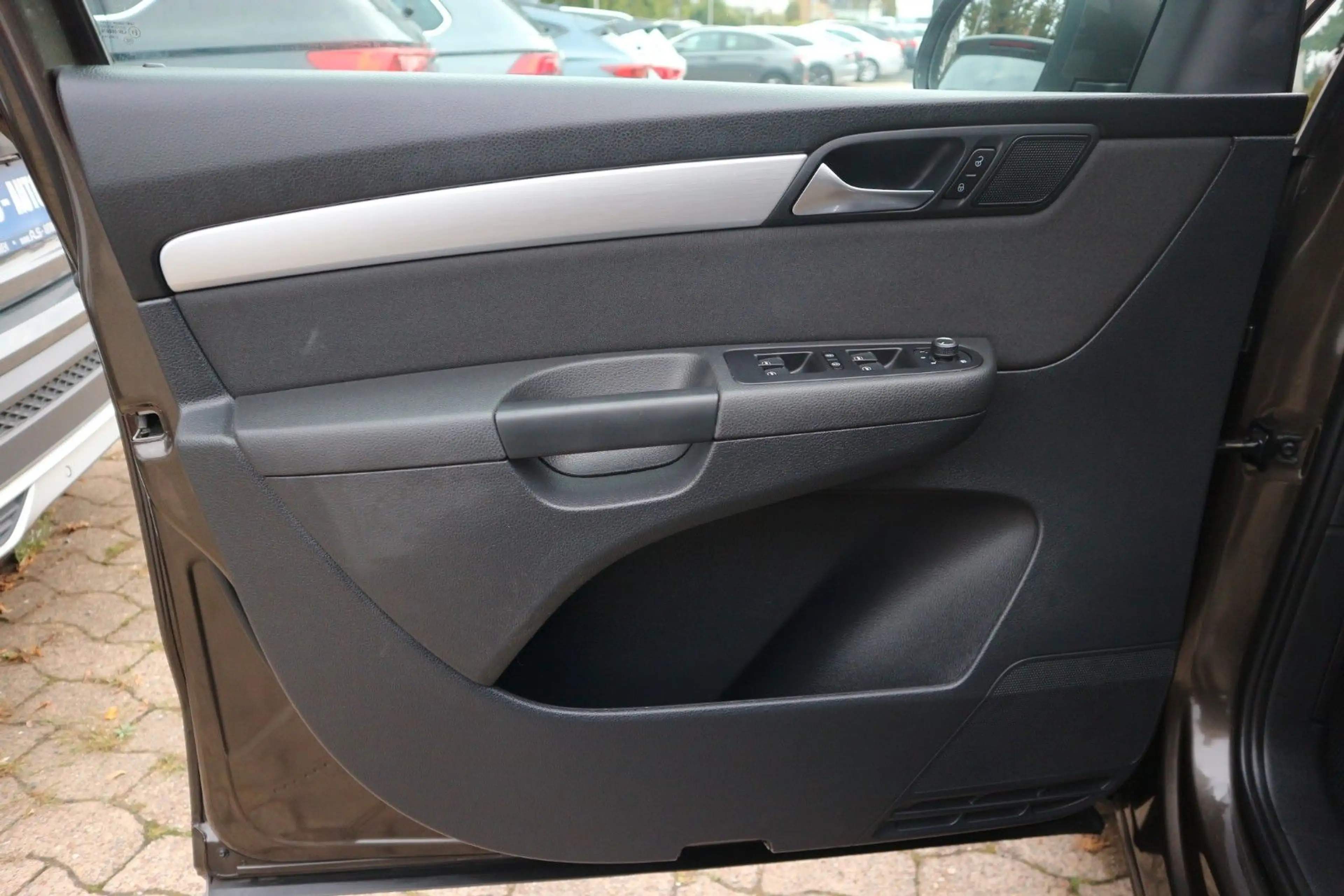 Volkswagen Sharan Comfortline *2.HD|7-SITZE|NAVI|KLIMA|PDC* — photo 10