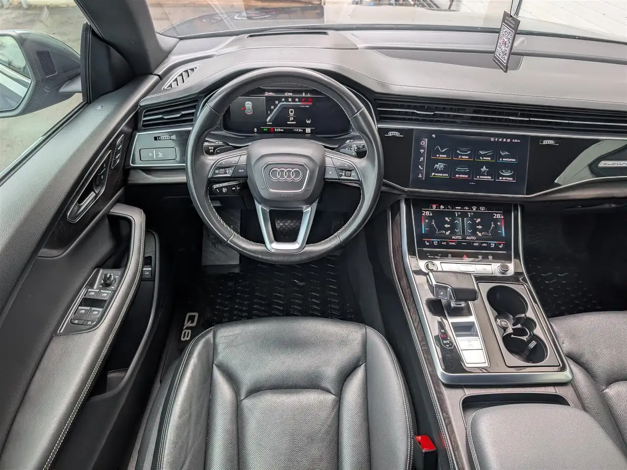 Audi Q8 photo Audi Q8