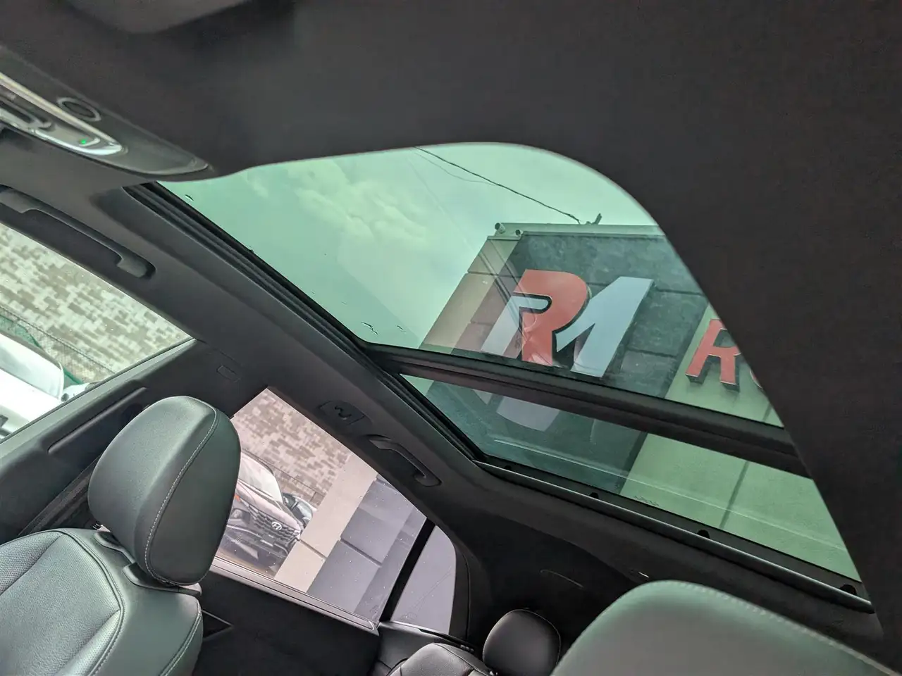 Audi Q8 photo Audi Q8
