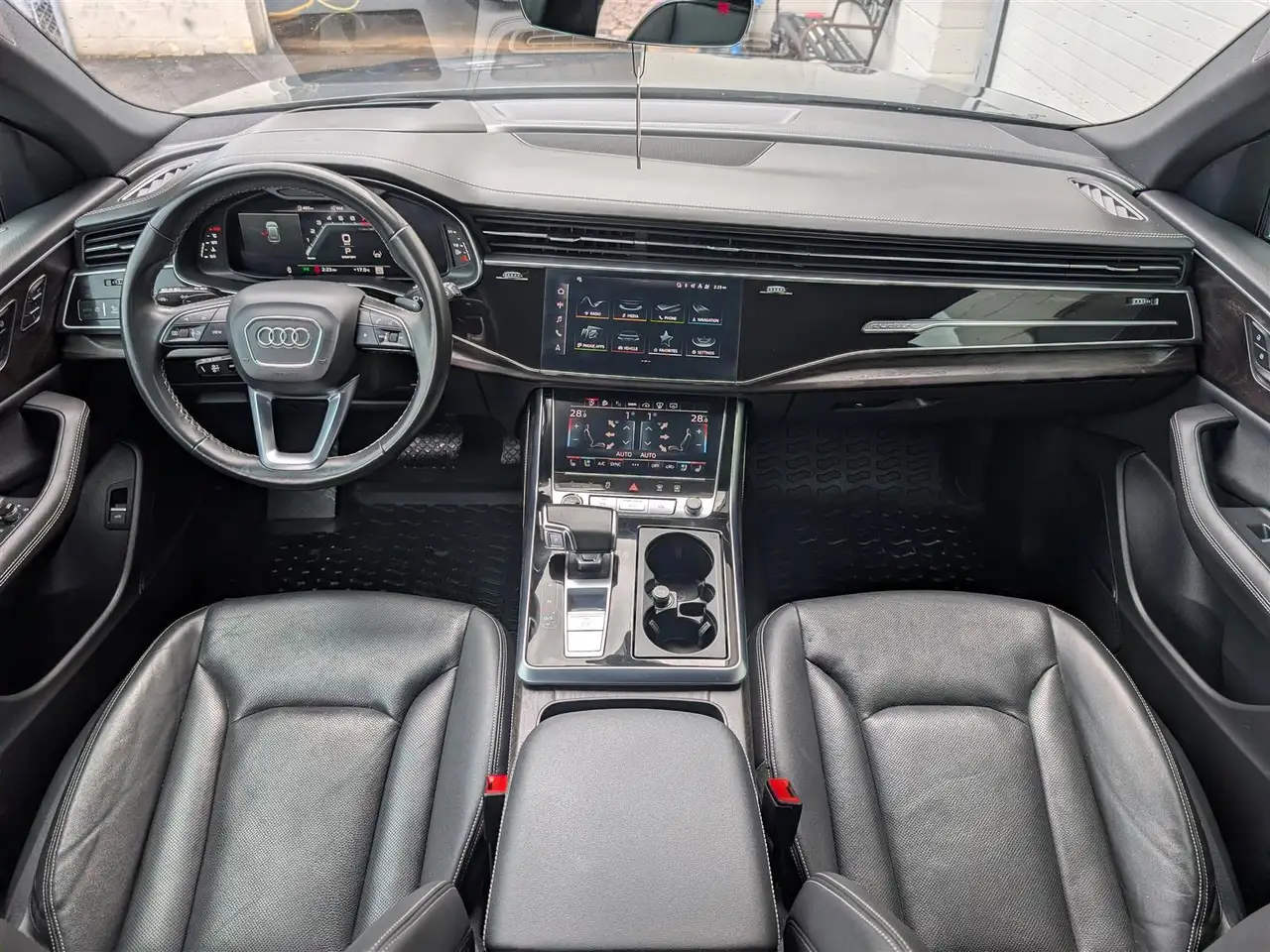 Audi Q8 photo Audi Q8
