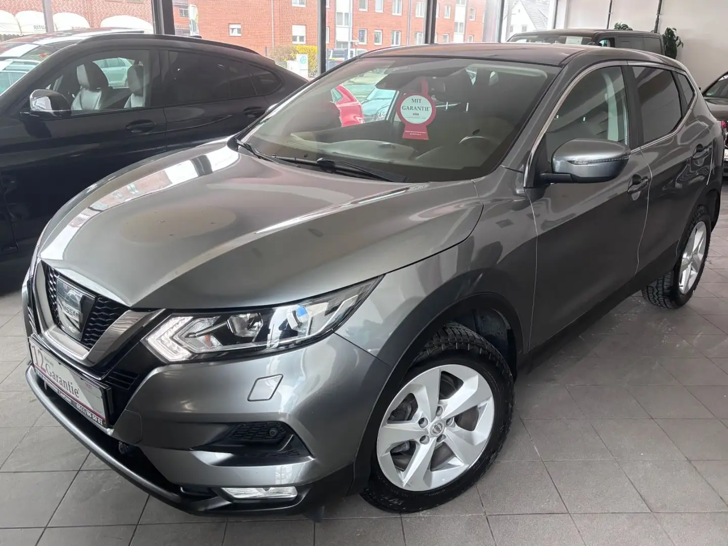 Nissan Qashqai Acenta Automatik~SpurAssi~Kamera~AHK~SHZ Grau - 1