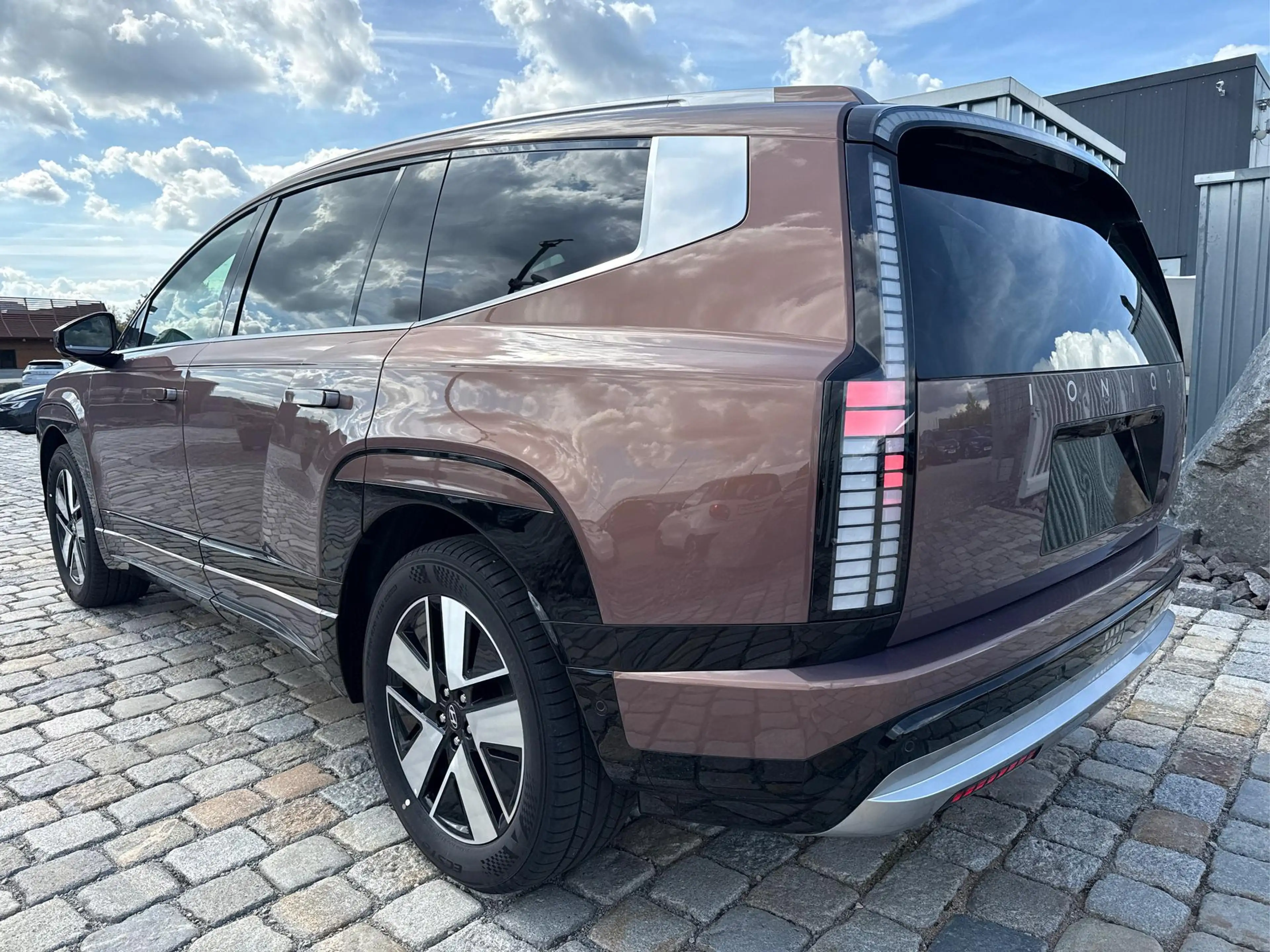 Hyundai IONIQ 9 Prestige Line-4 WD-7 Sitzer-Wärmepumpe-ACC-SCC-... — photo 4