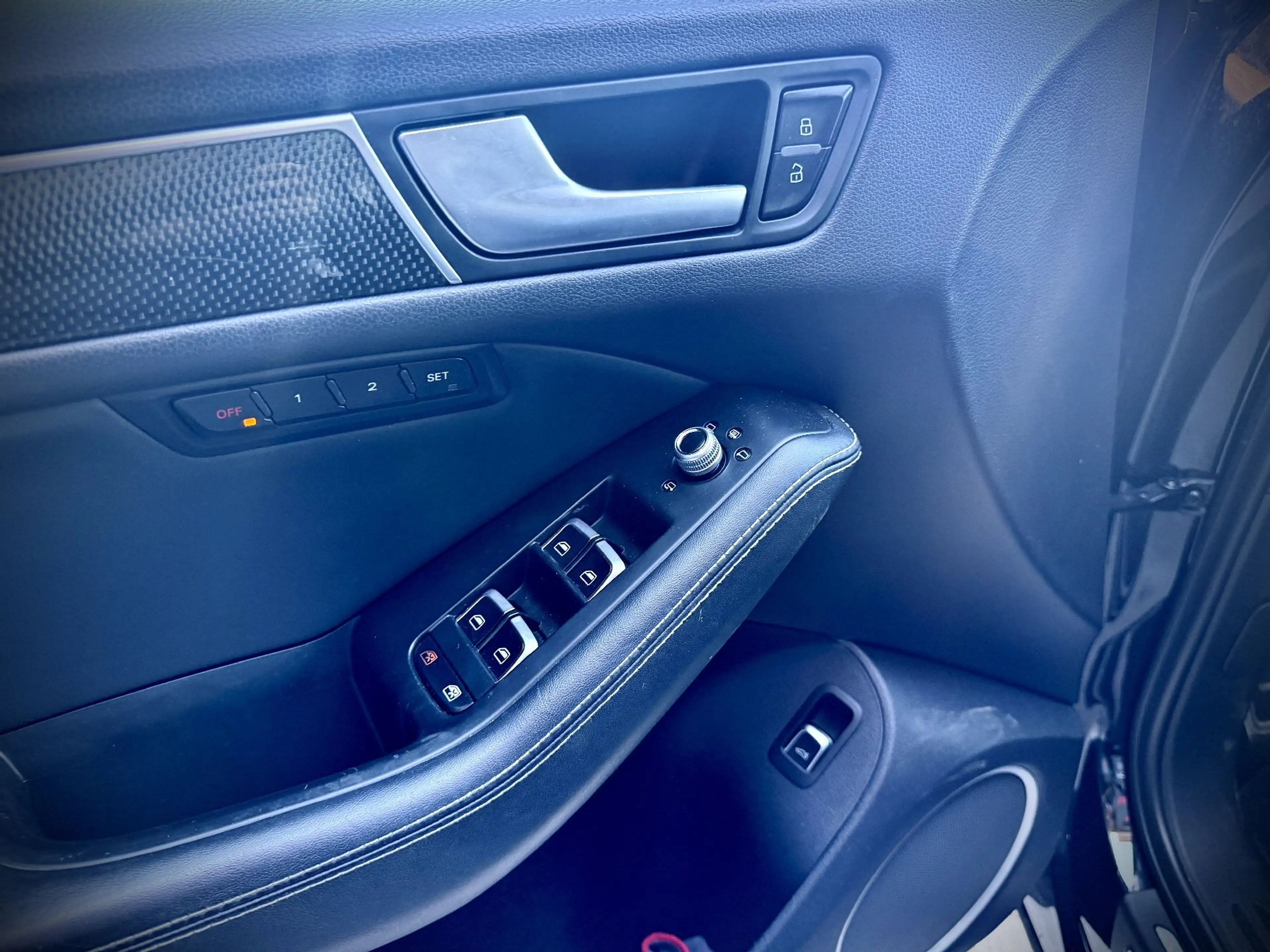 Audi SQ5 3.0 TDI quattro — photo 13