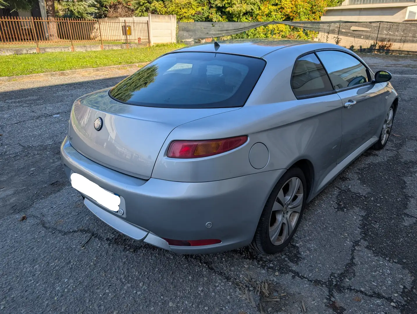 Alfa Romeo GT GT 2.0 jts Distinctive Zilver - 2