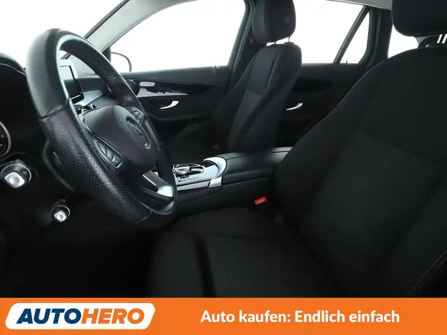 Mercedes-Benz GLC view 10