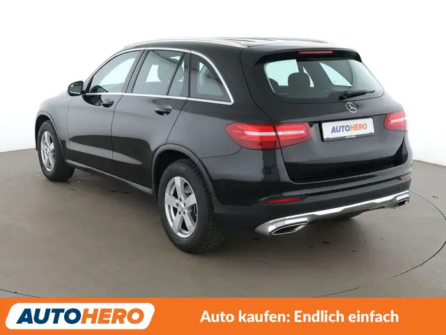 Mercedes-Benz GLC view 4