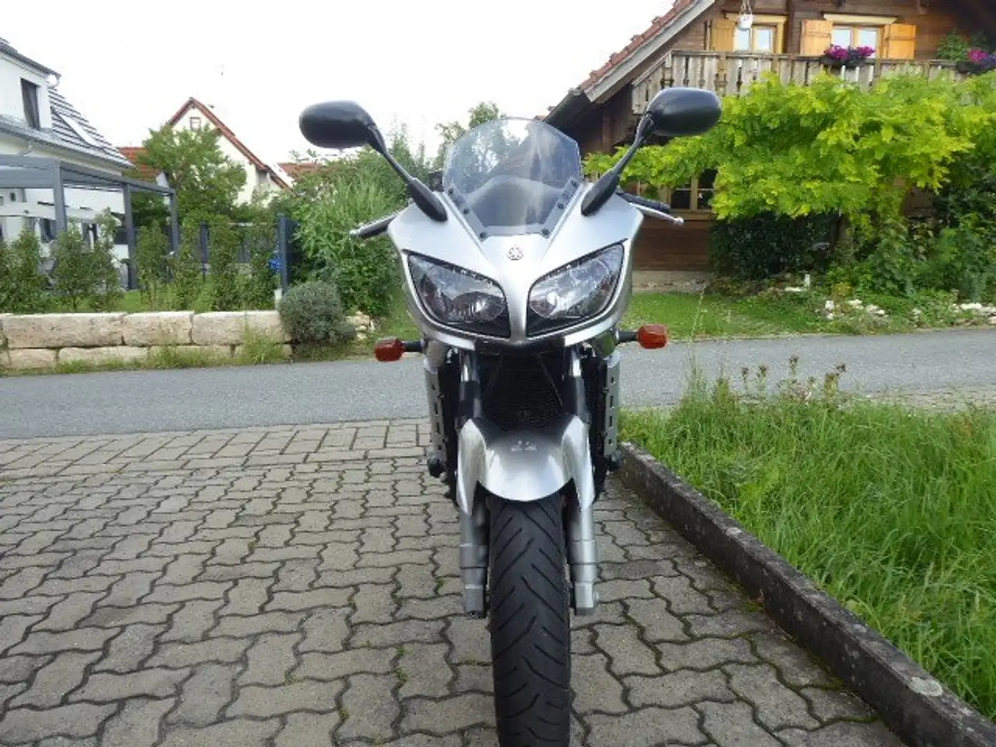 Yamaha FZS 1000 Fazer Zilver - 1