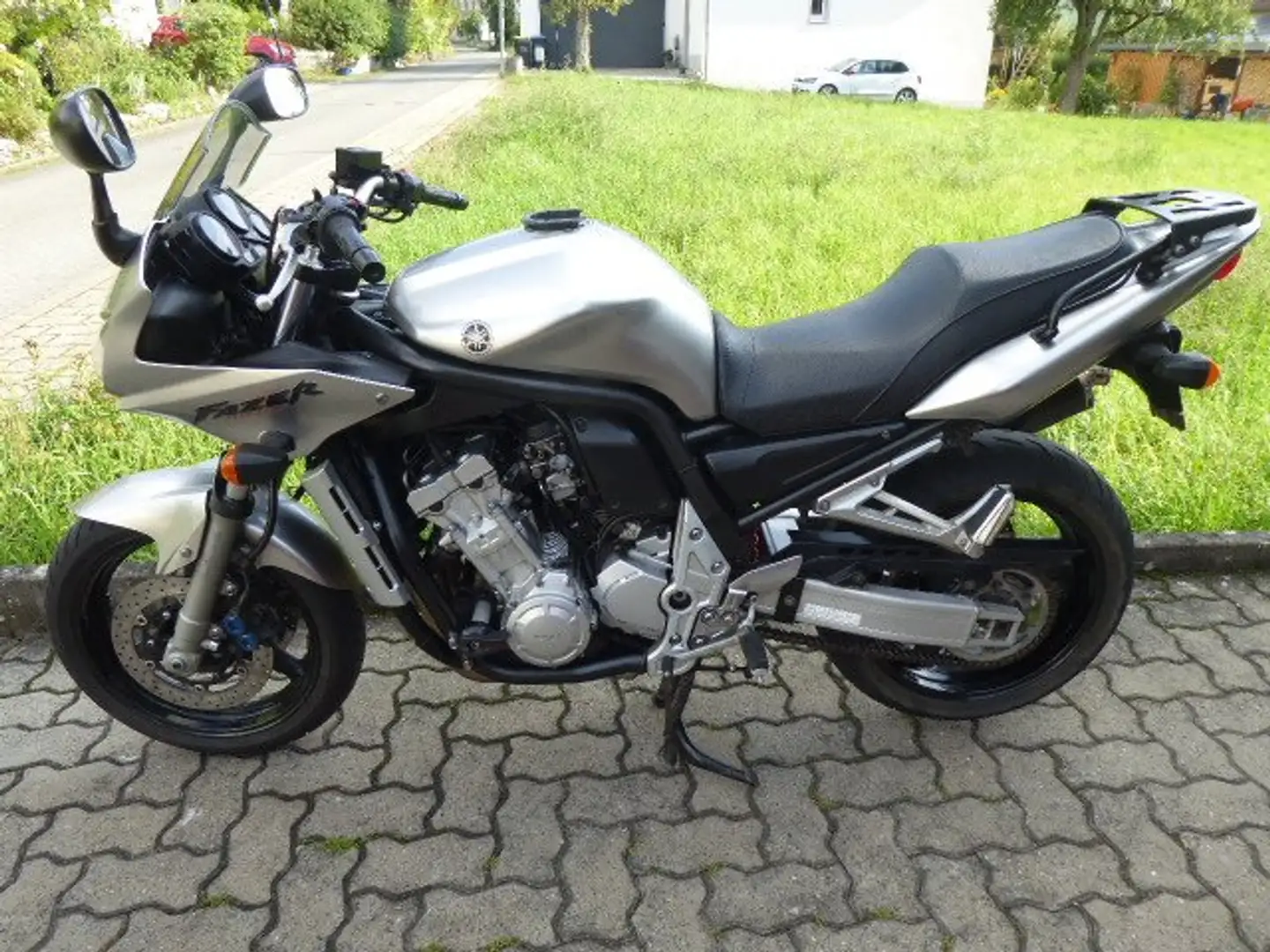 Yamaha FZS 1000 Fazer Zilver - 2