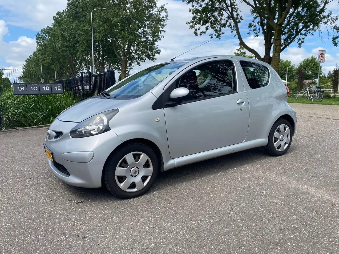 Toyota Aygo 1.0-12V + ELEKTRISCHE RAMEN NETTE AUTO Grijs - 2