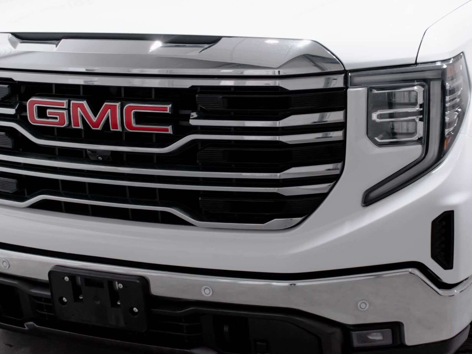 2024 GMC Sierra 1500 SLT 3.0L I6 TURBO DIESEL 4WD, HTD & COOLED SEATS, — снимка 1