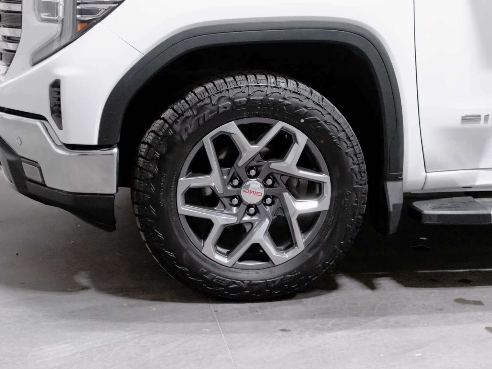 2024 GMC Sierra 1500 SLT 3.0L I6 TURBO DIESEL 4WD, HTD & COOLED SEATS, — снимка 1