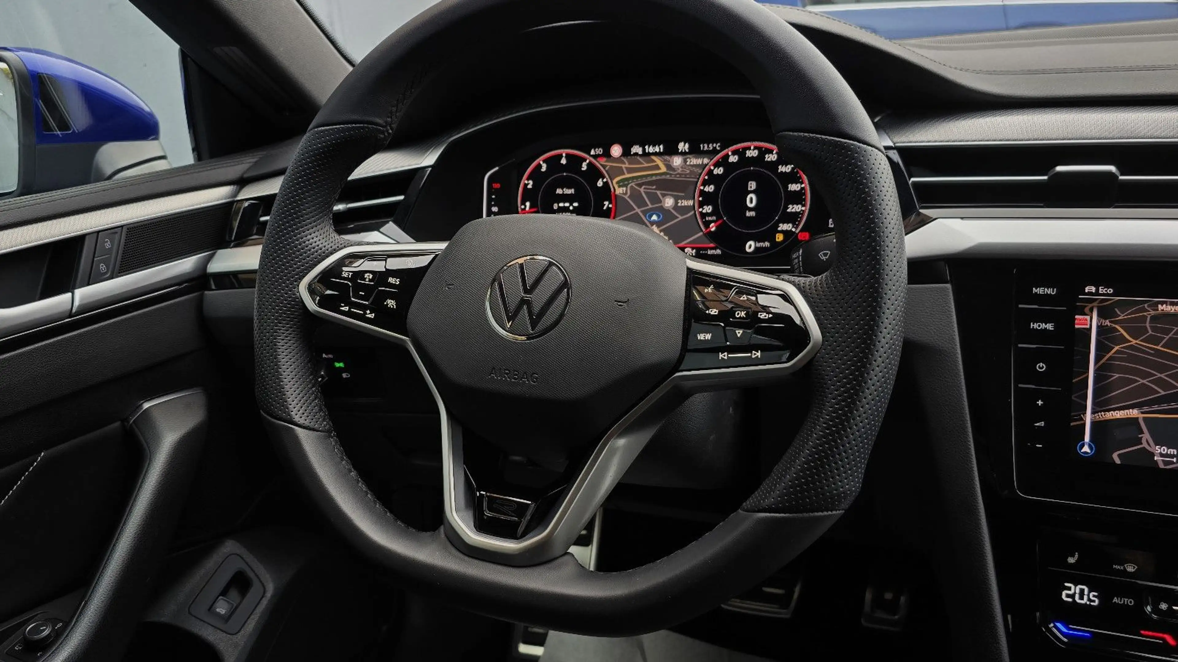 Volkswagen Arteon 2.0 TSI DSG 3 x R-Line Pano/ACC/Kamera — photo 11