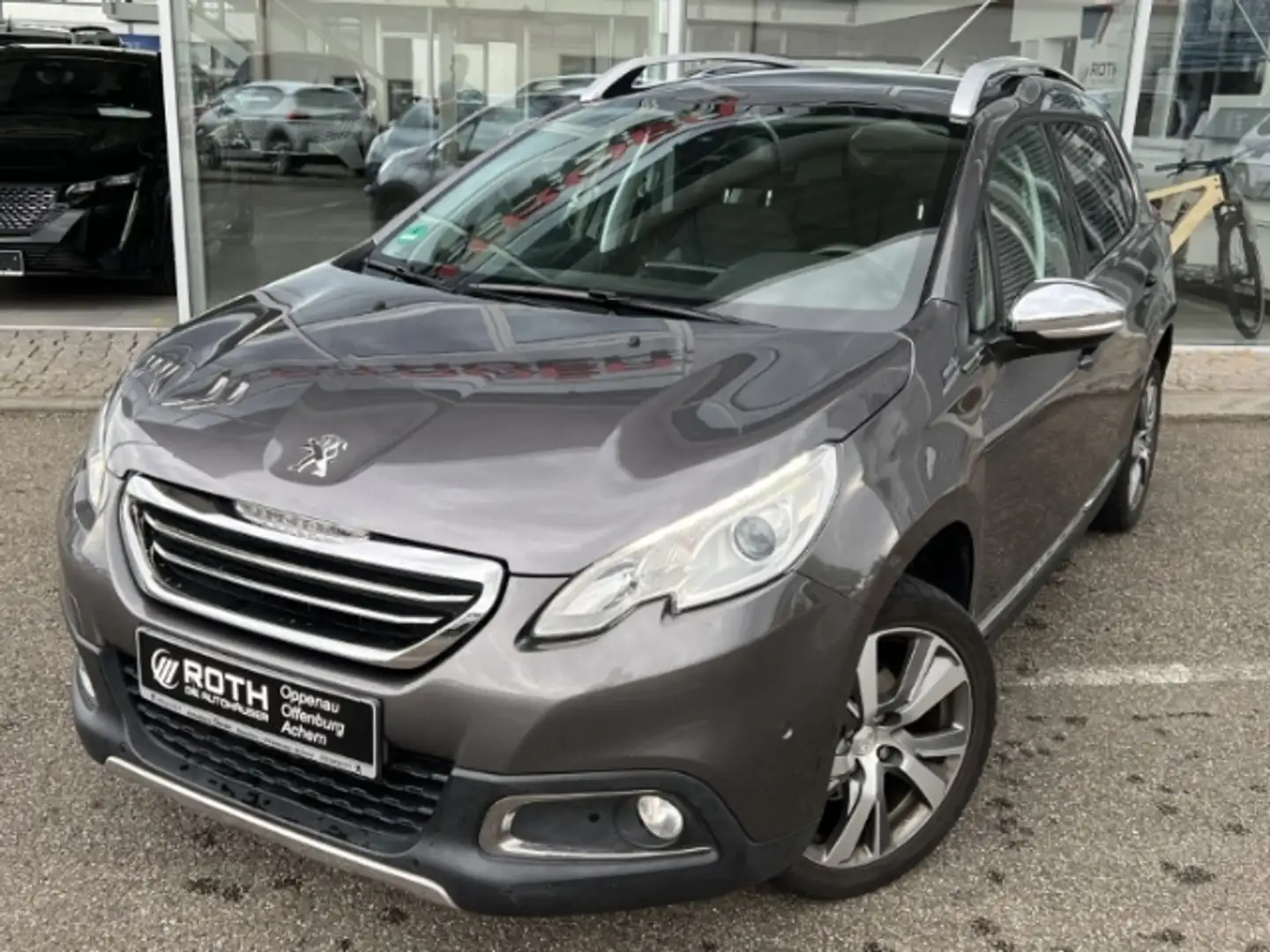 Peugeot 2008 120 VTI Allure Panorama Navi Dyn. Kurvenlicht Mehr Grijs - 1