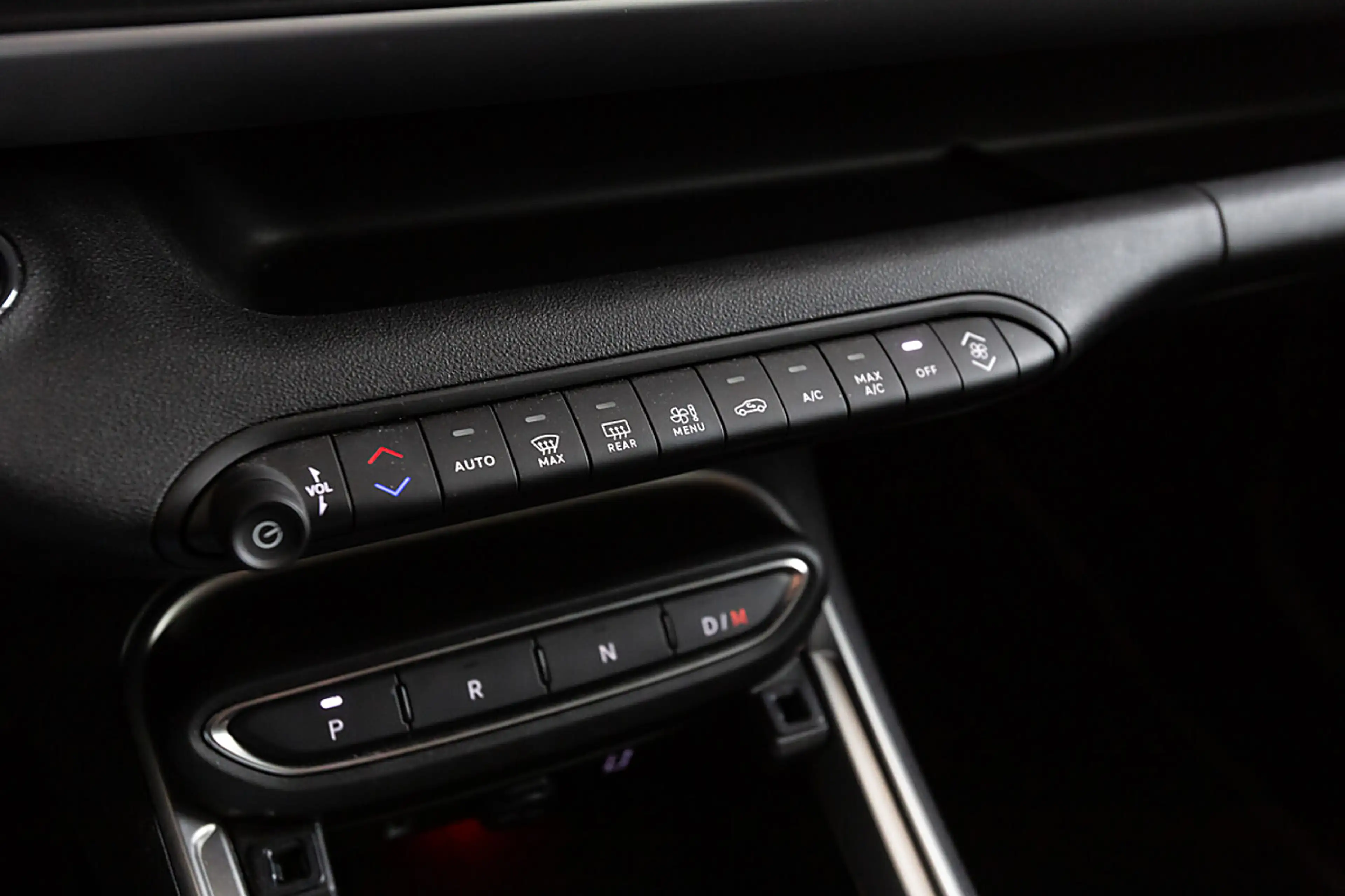 Jeep Avenger 1.2 Mild-Hybrid Summit Mild-Hybrid — photo 14